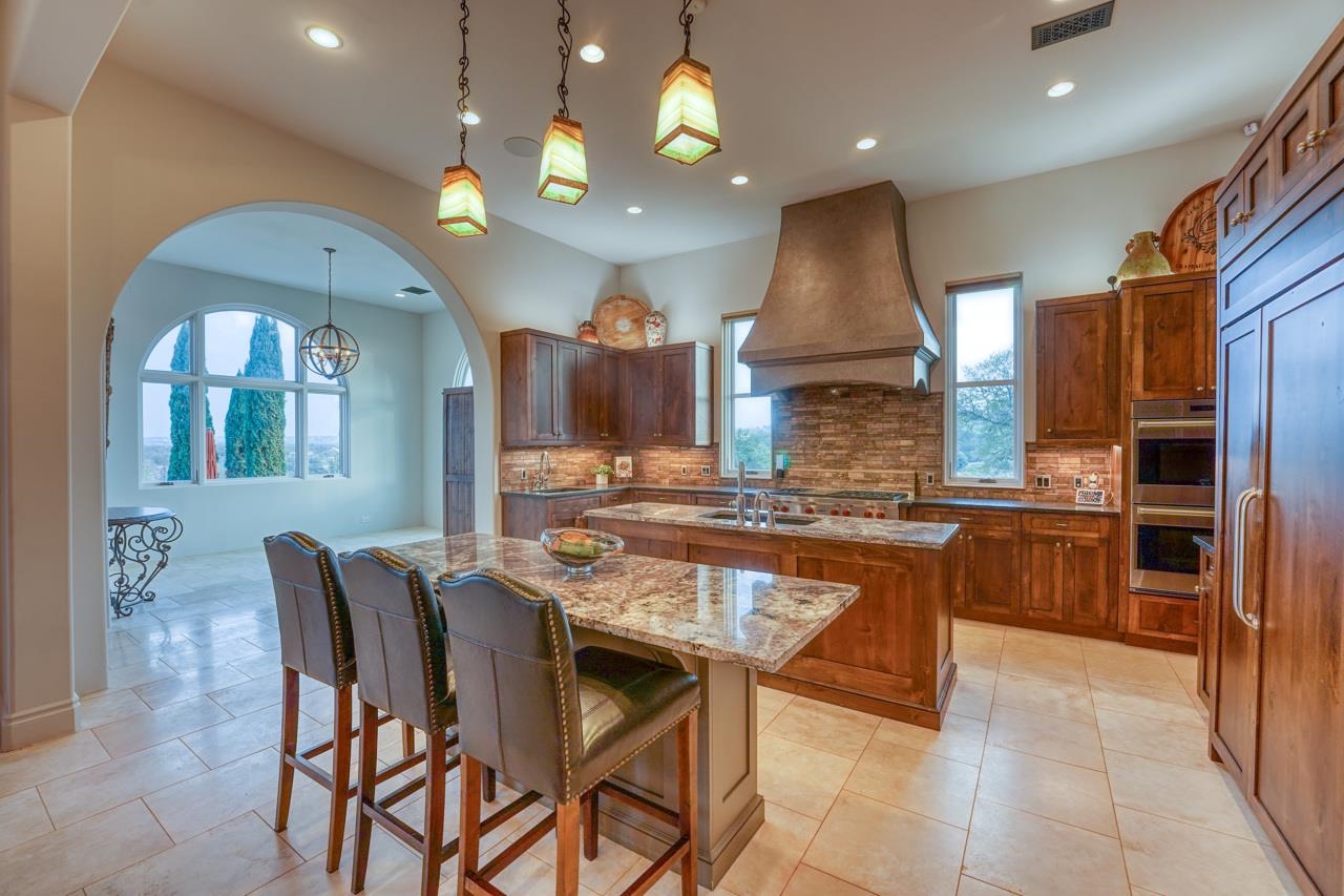 1300 Apache Tears Property Photo 4