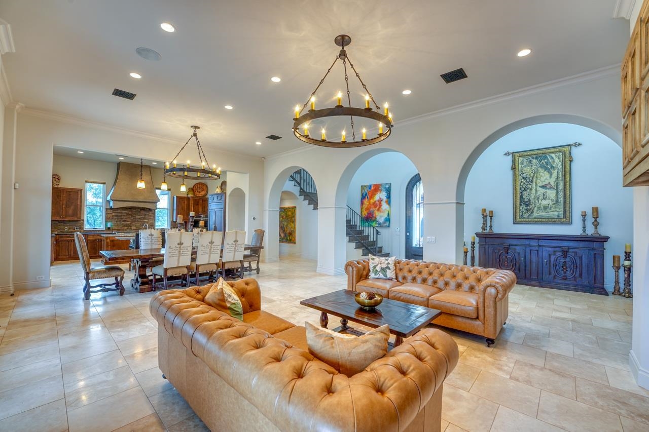 1300 Apache Tears Property Photo 8
