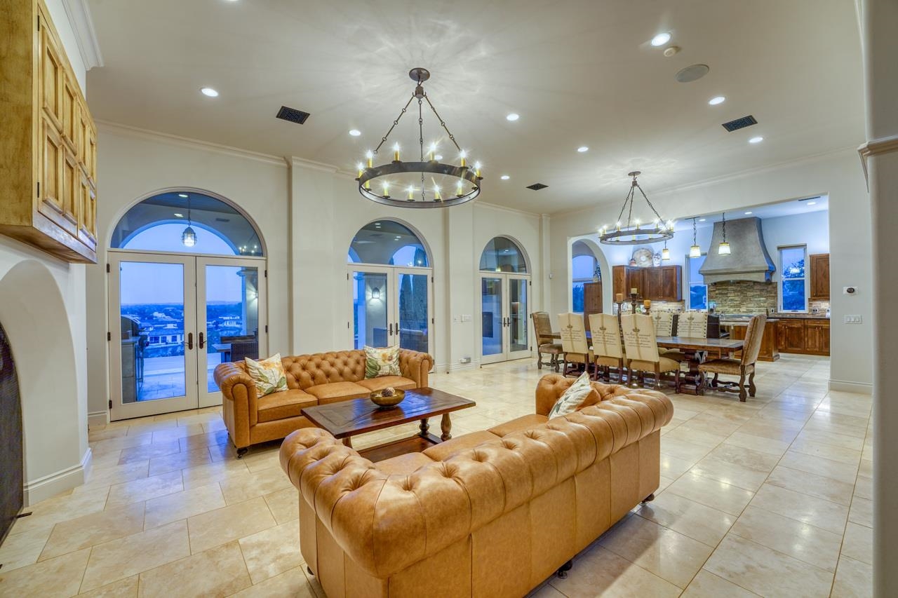 1300 Apache Tears Property Photo 9