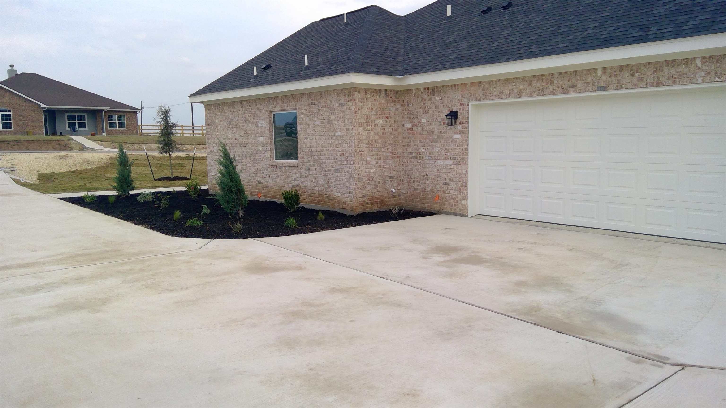 196 Hillside Lane Property Photo 4
