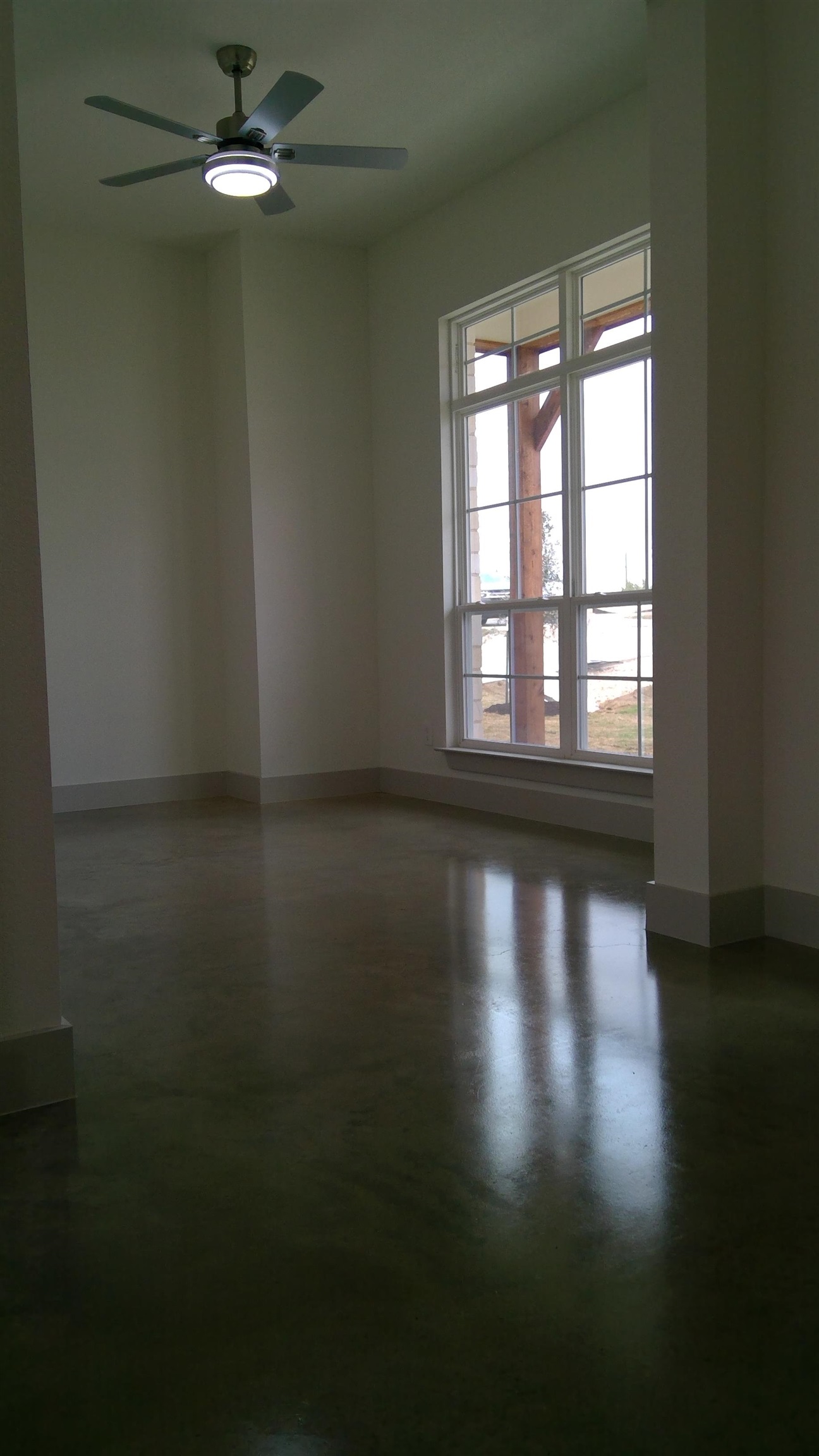 196 Hillside Lane Property Photo 6