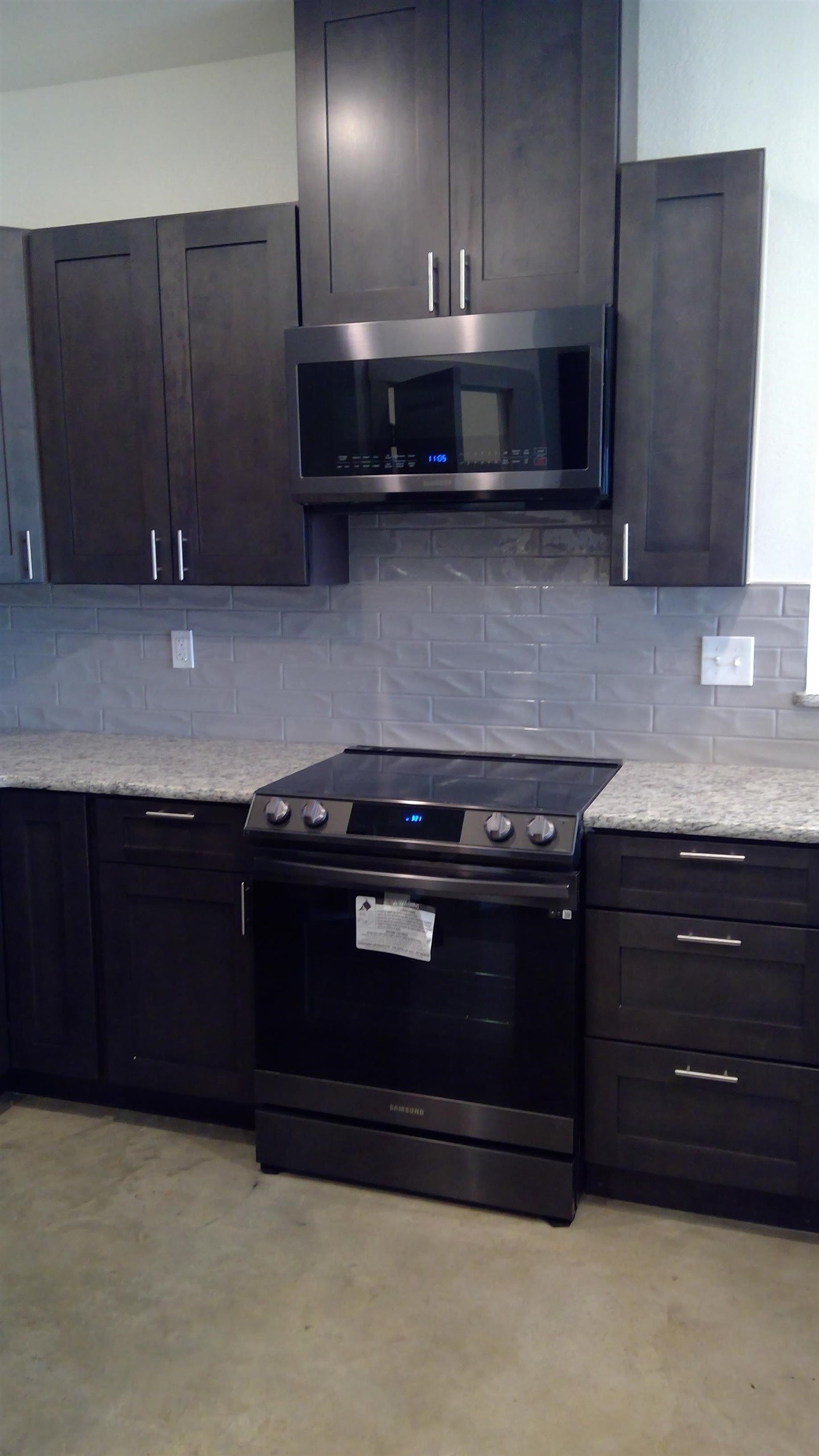 196 Hillside Lane Property Photo 12