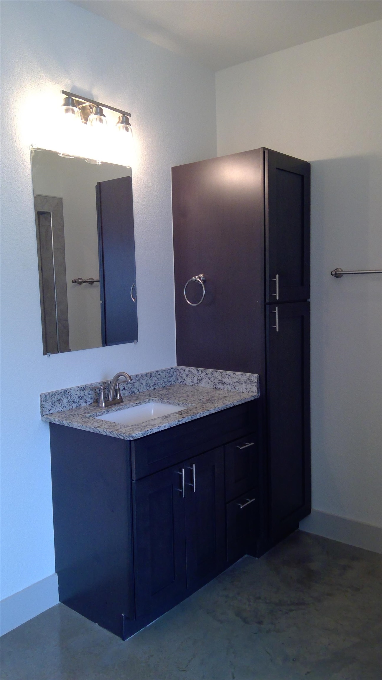 196 Hillside Lane Property Photo 17