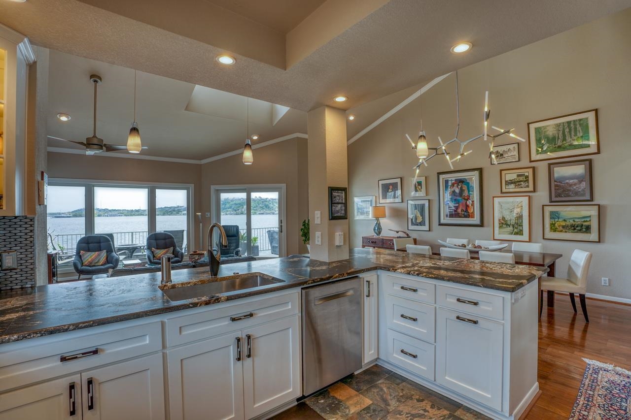 403 Island Drive Property Photo 13