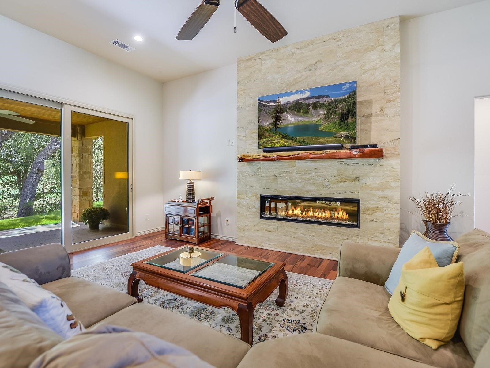 901 Mountain Leather Property Photo 6