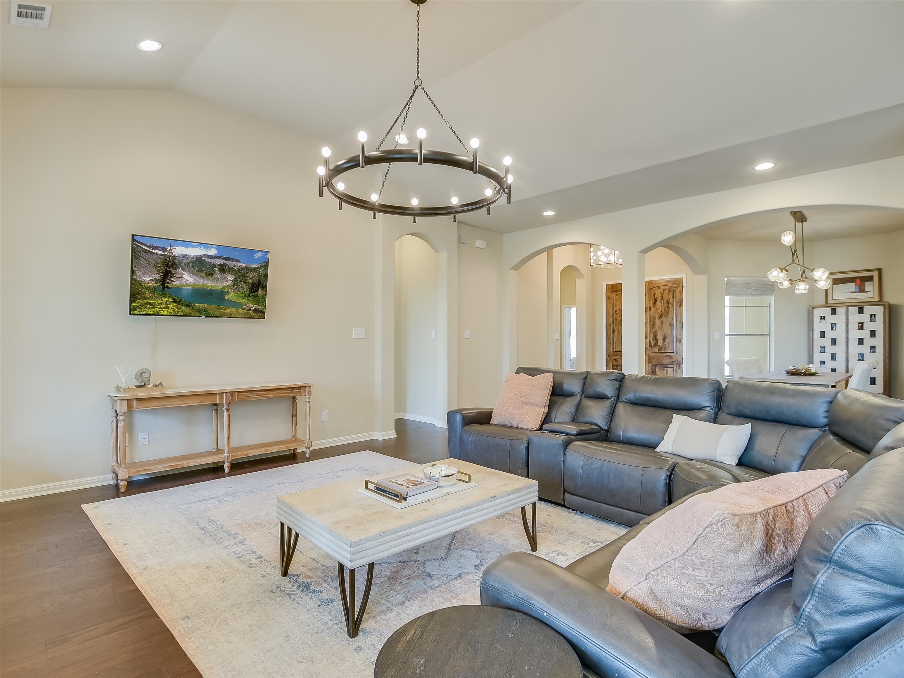 5520 Texas Bluebell Drive Property Photo 8