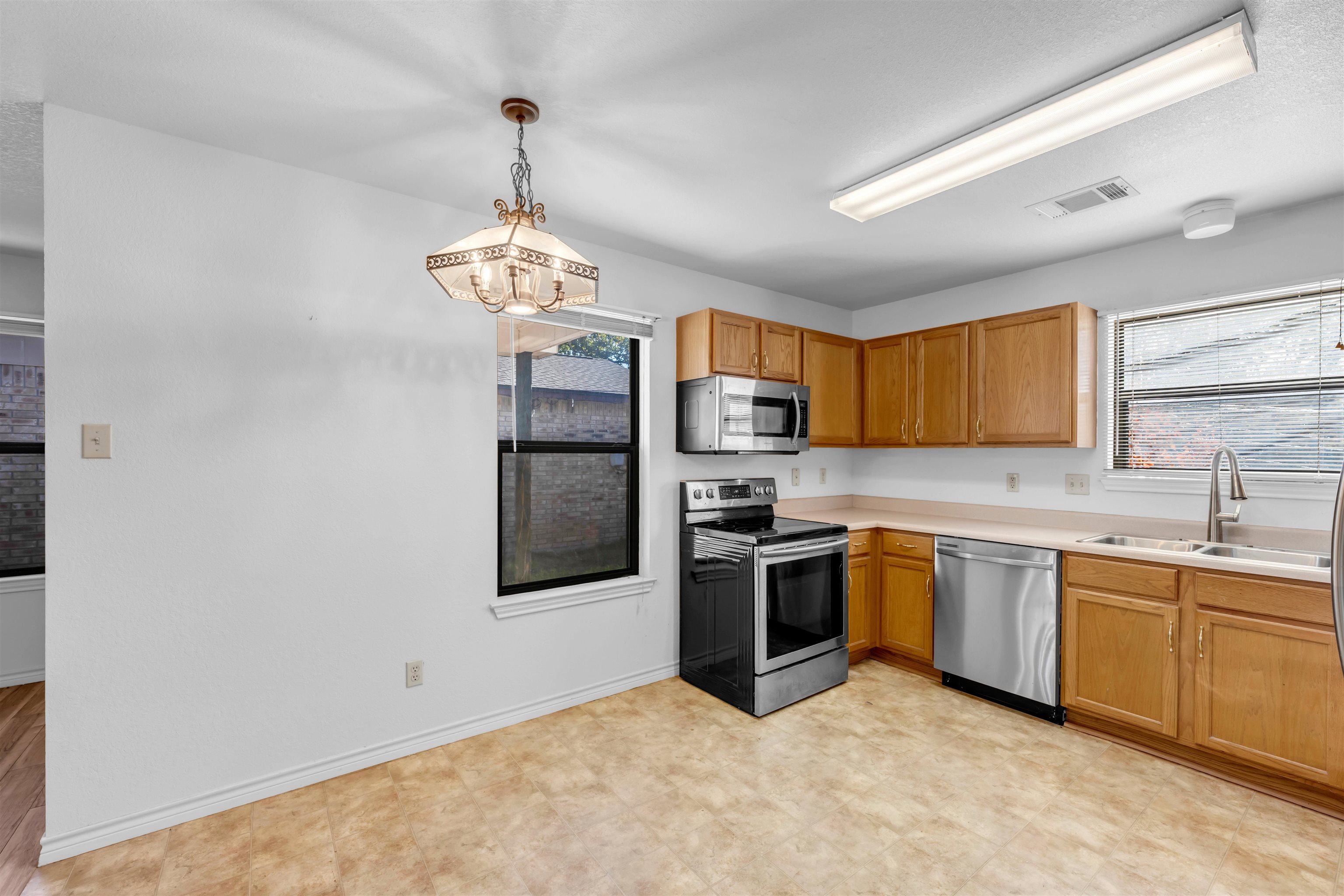 2124 Ridgeview Property Photo 8