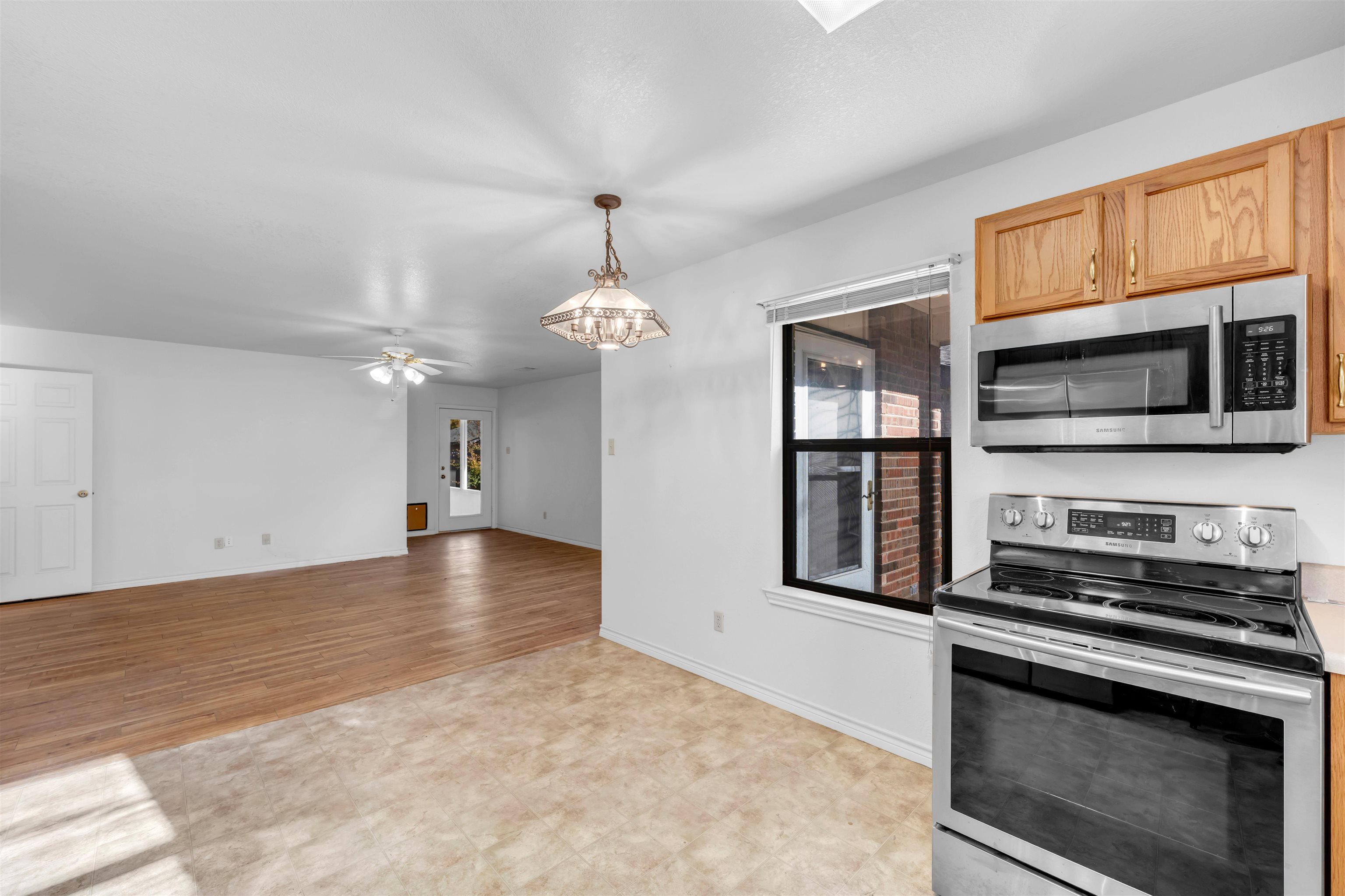 2124 Ridgeview Property Photo 9