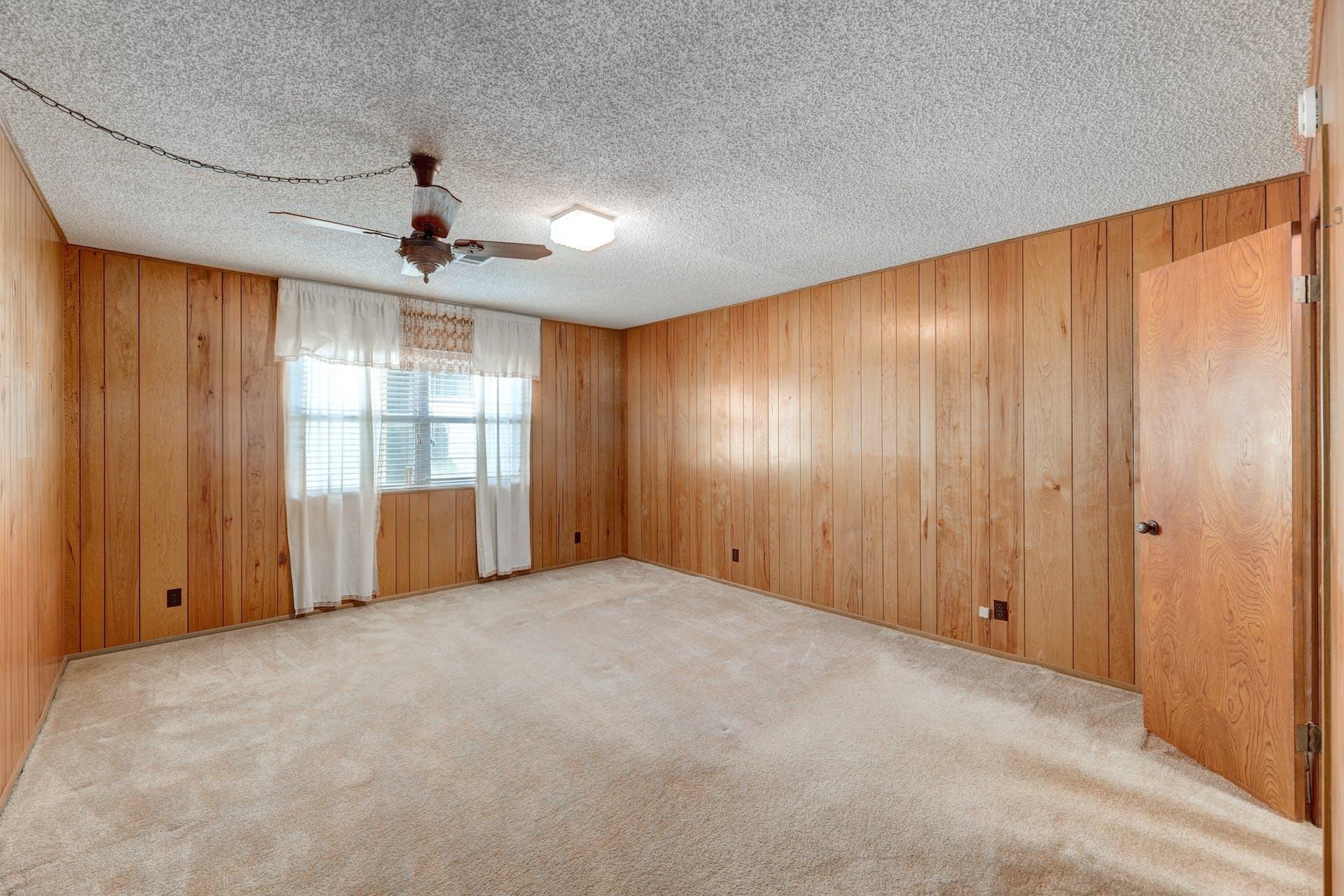518 County Road 140 Property Photo 11
