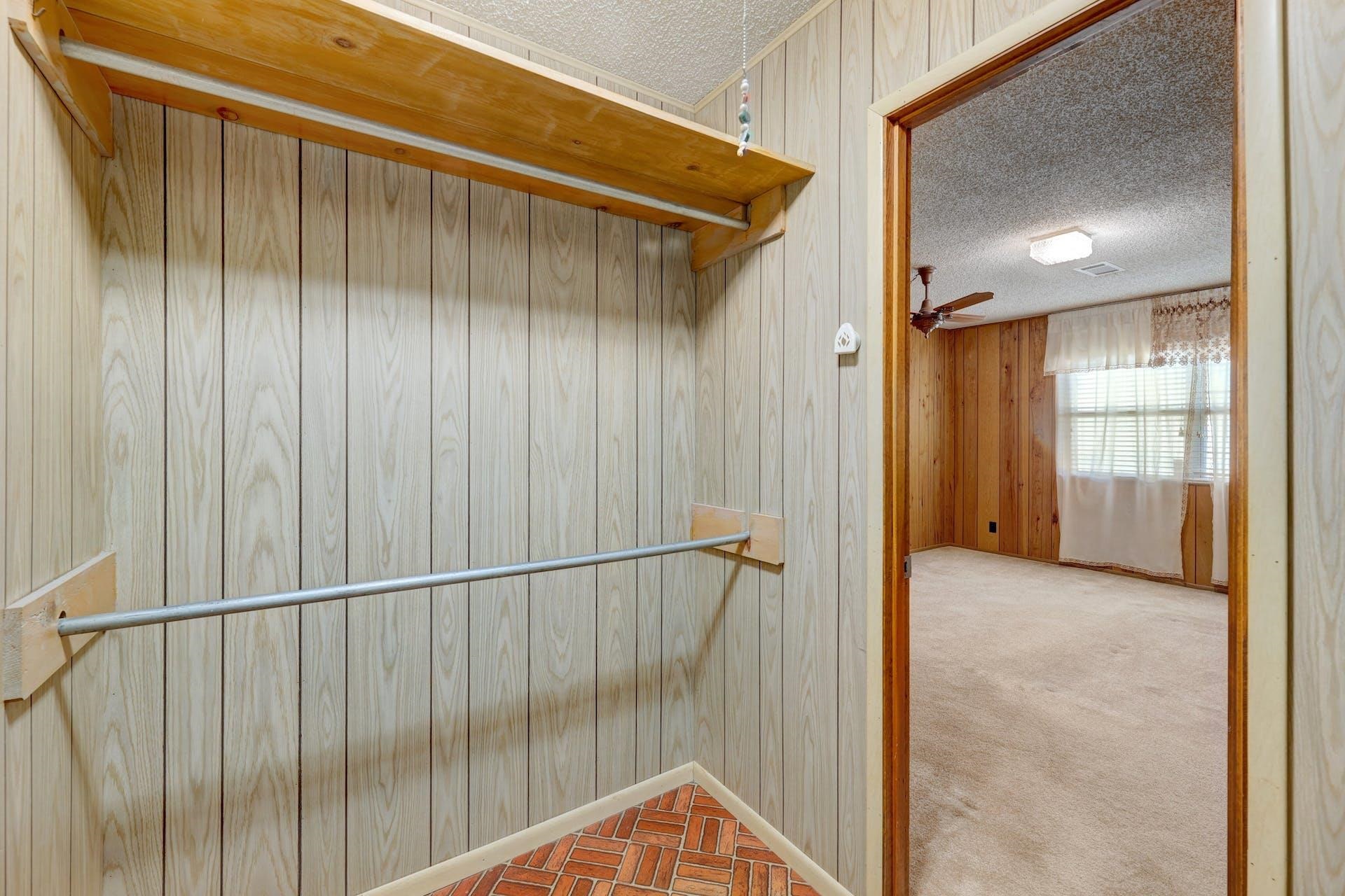 518 County Road 140 Property Photo 13