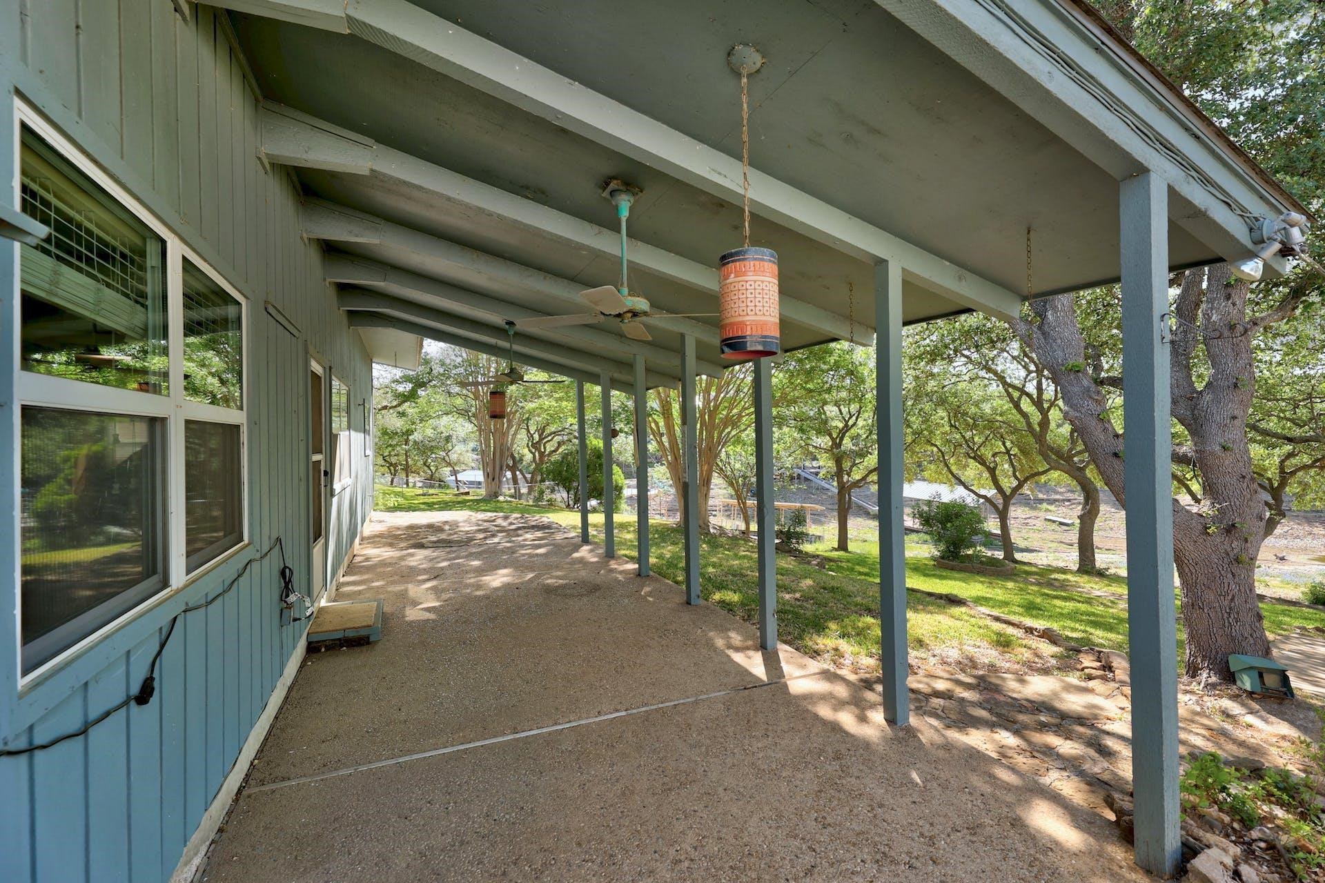 518 County Road 140 Property Photo 16