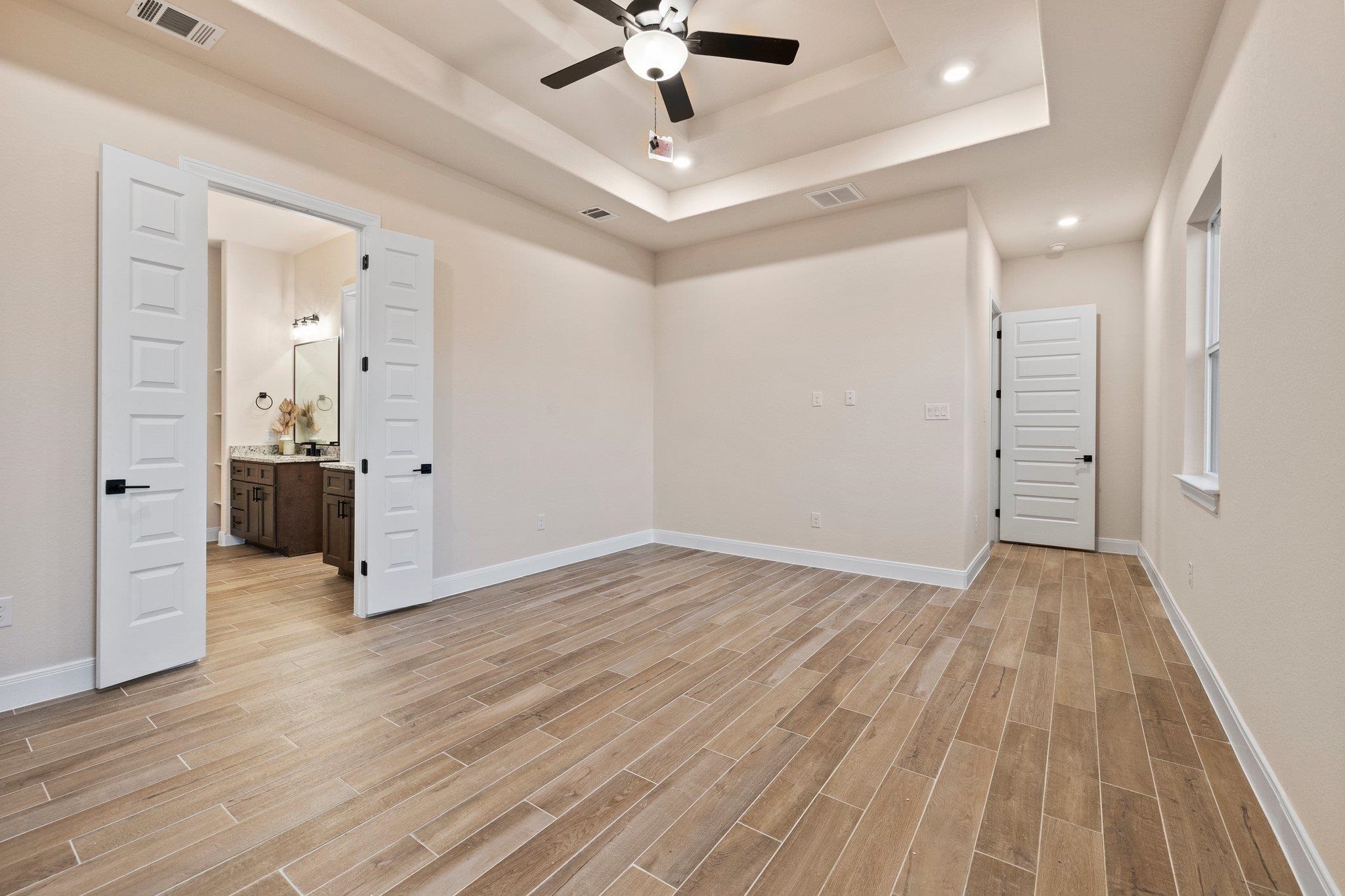 602 N Long Shot Property Photo 17