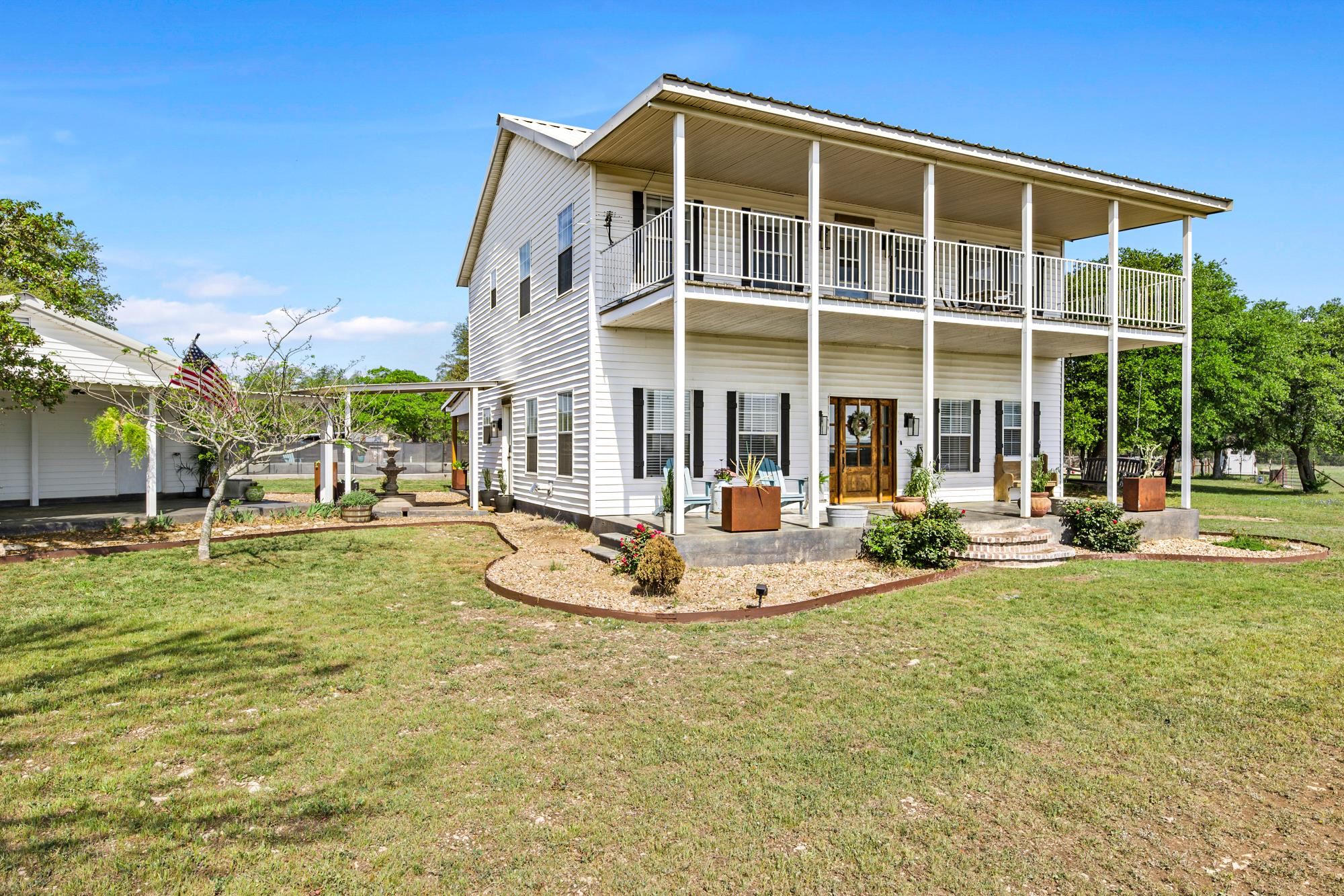 123 Baker Road Property Photo 3