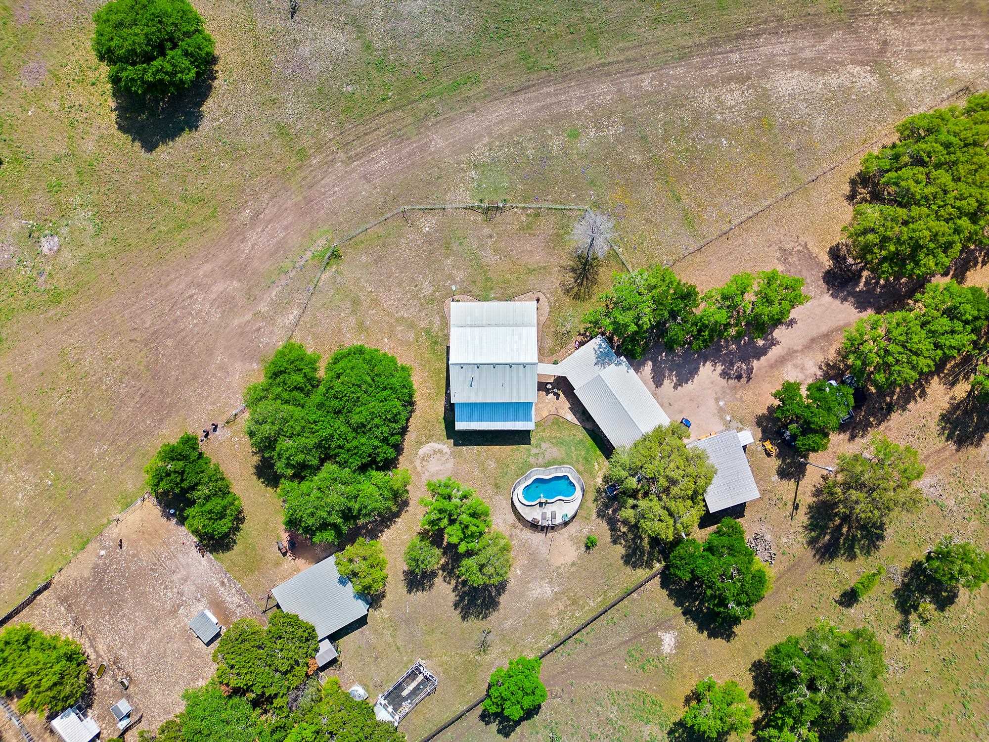 123 Baker Road Property Photo 6