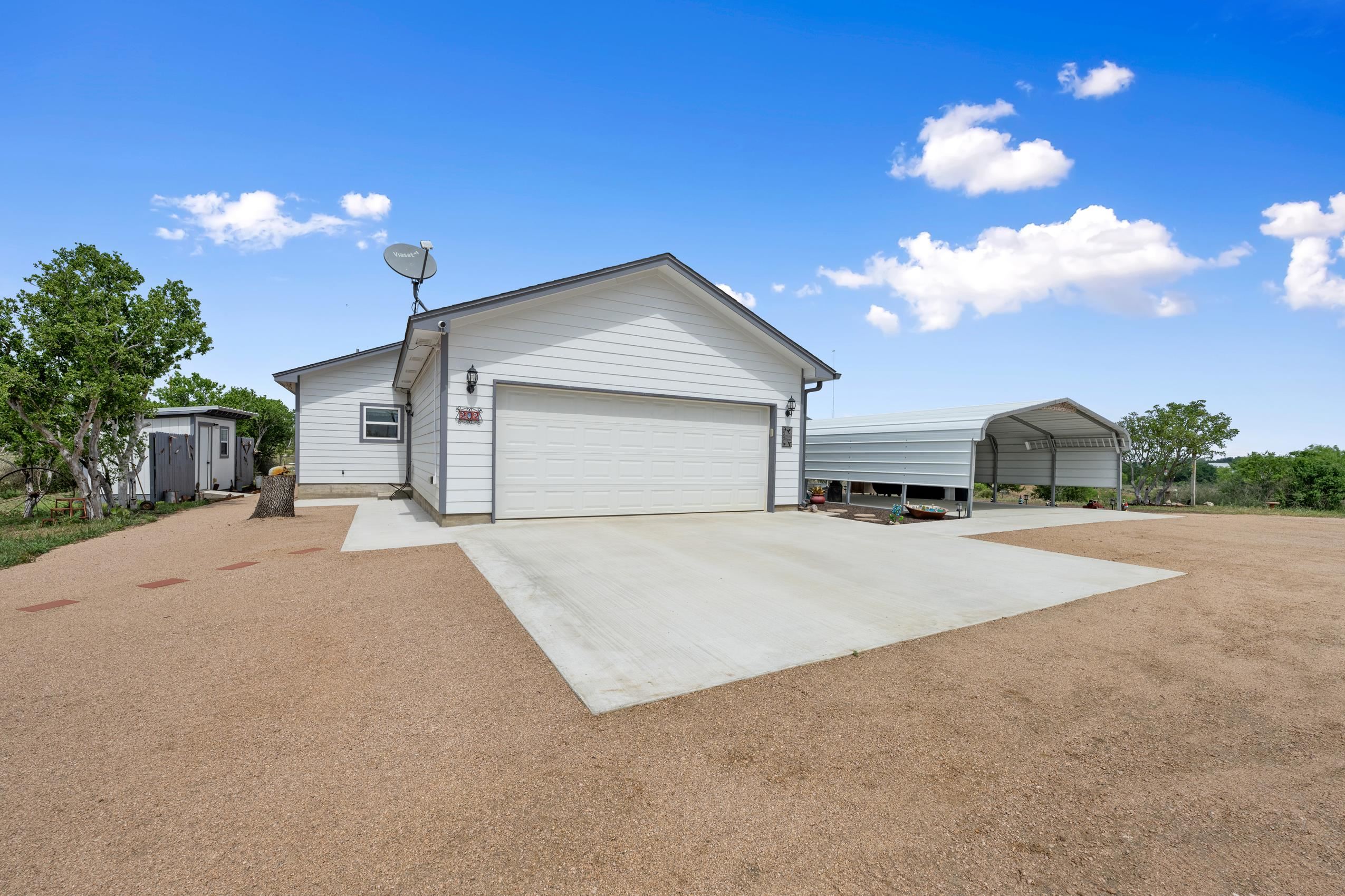202 W Rio Llano Drive Property Photo 27