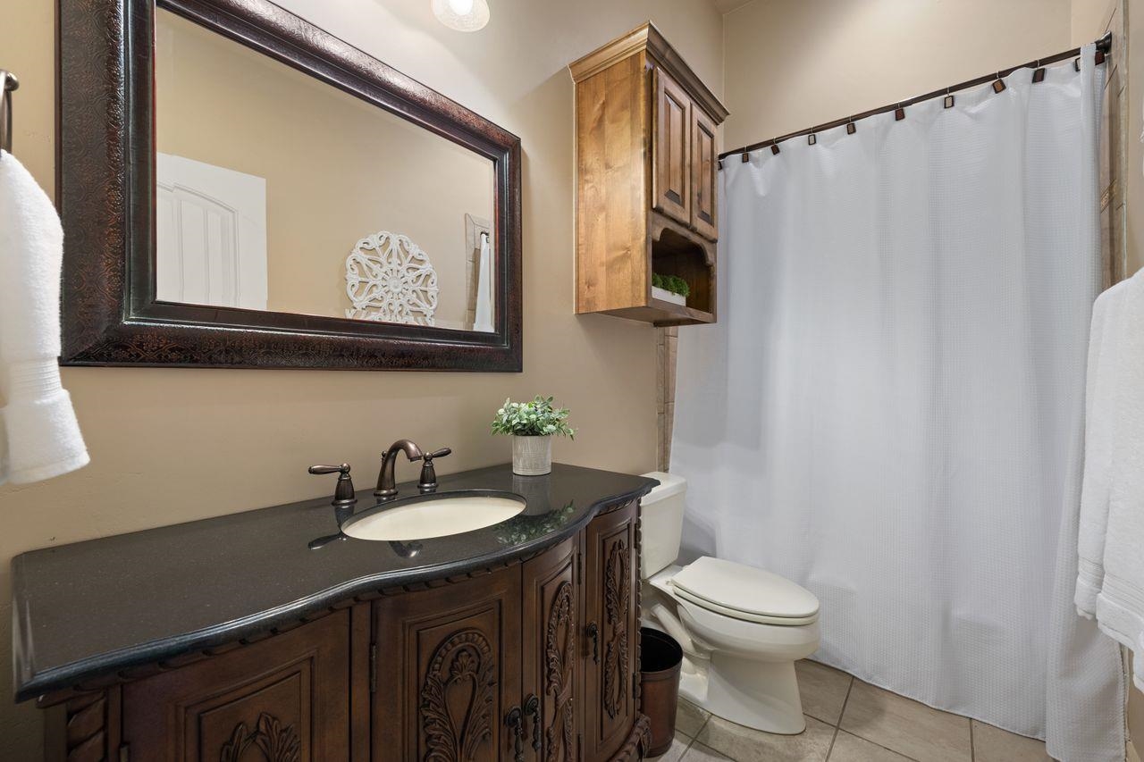 313 Stewart Street Property Photo 24