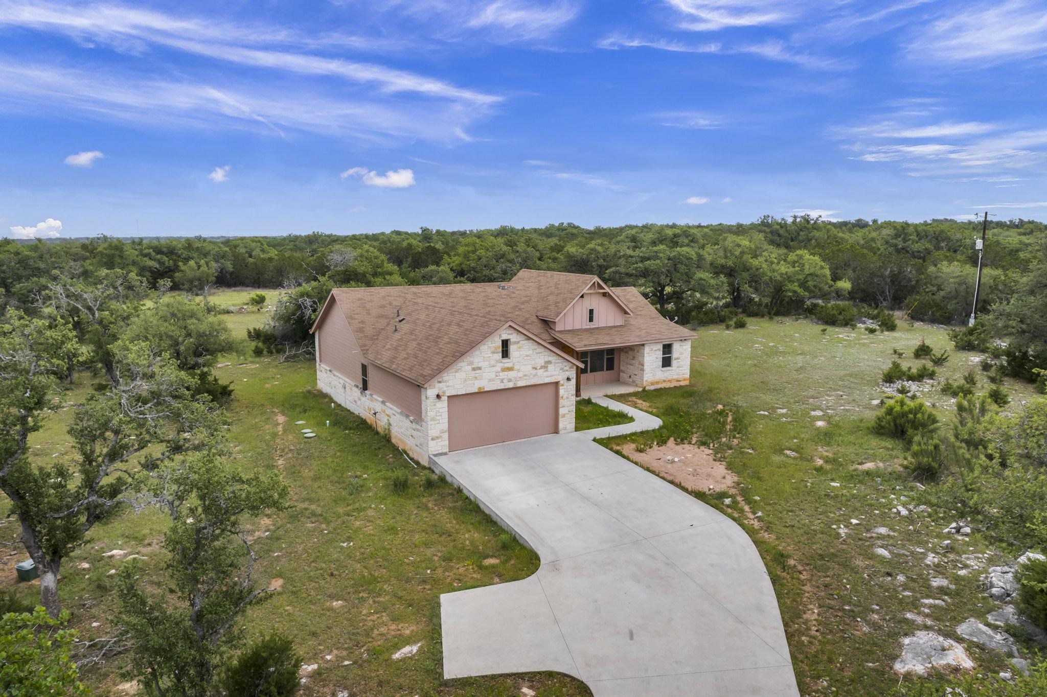 851 Twisted Oak Property Photo 1