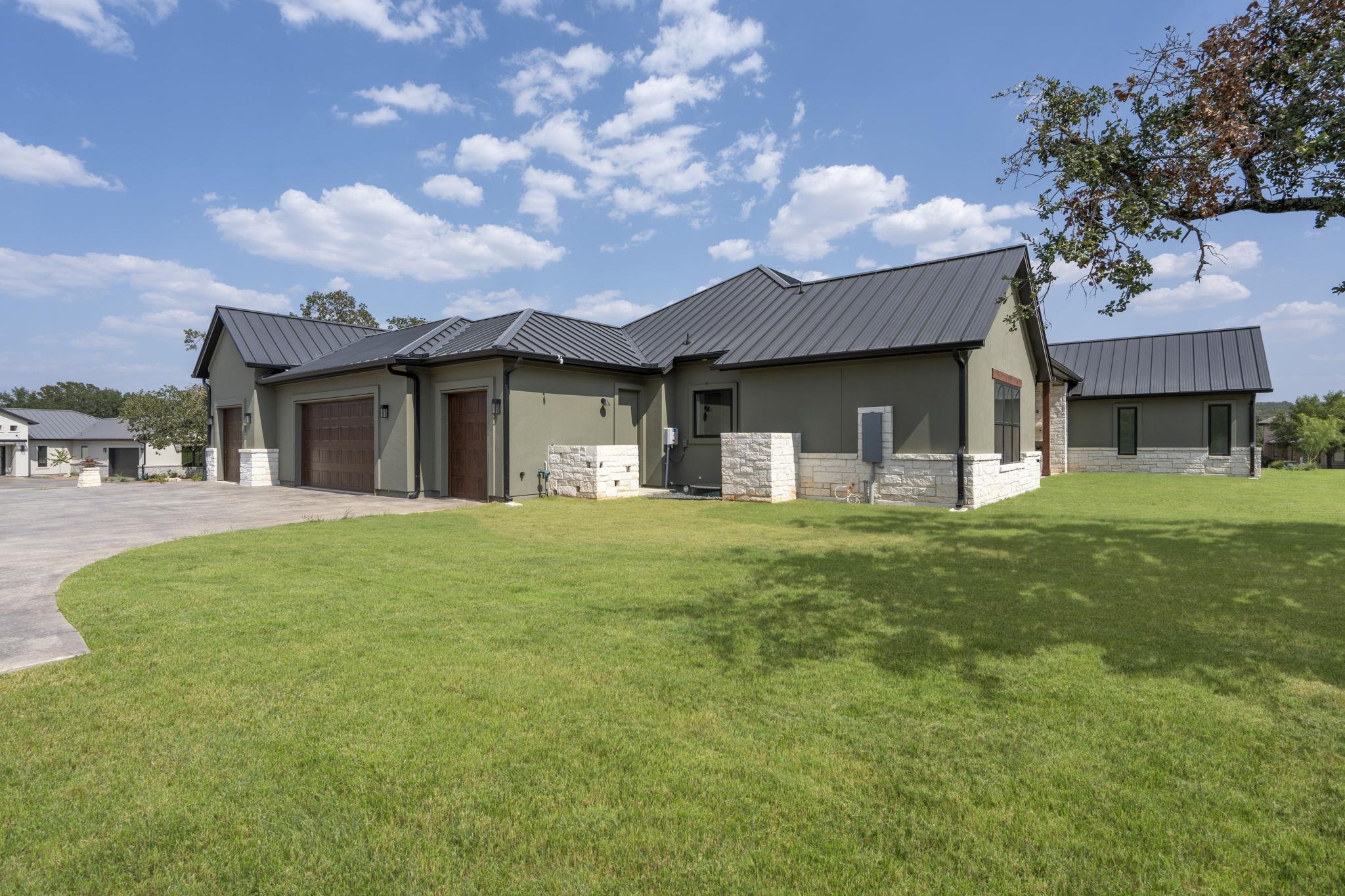 116 Mitchell Creek Drive Property Photo 2
