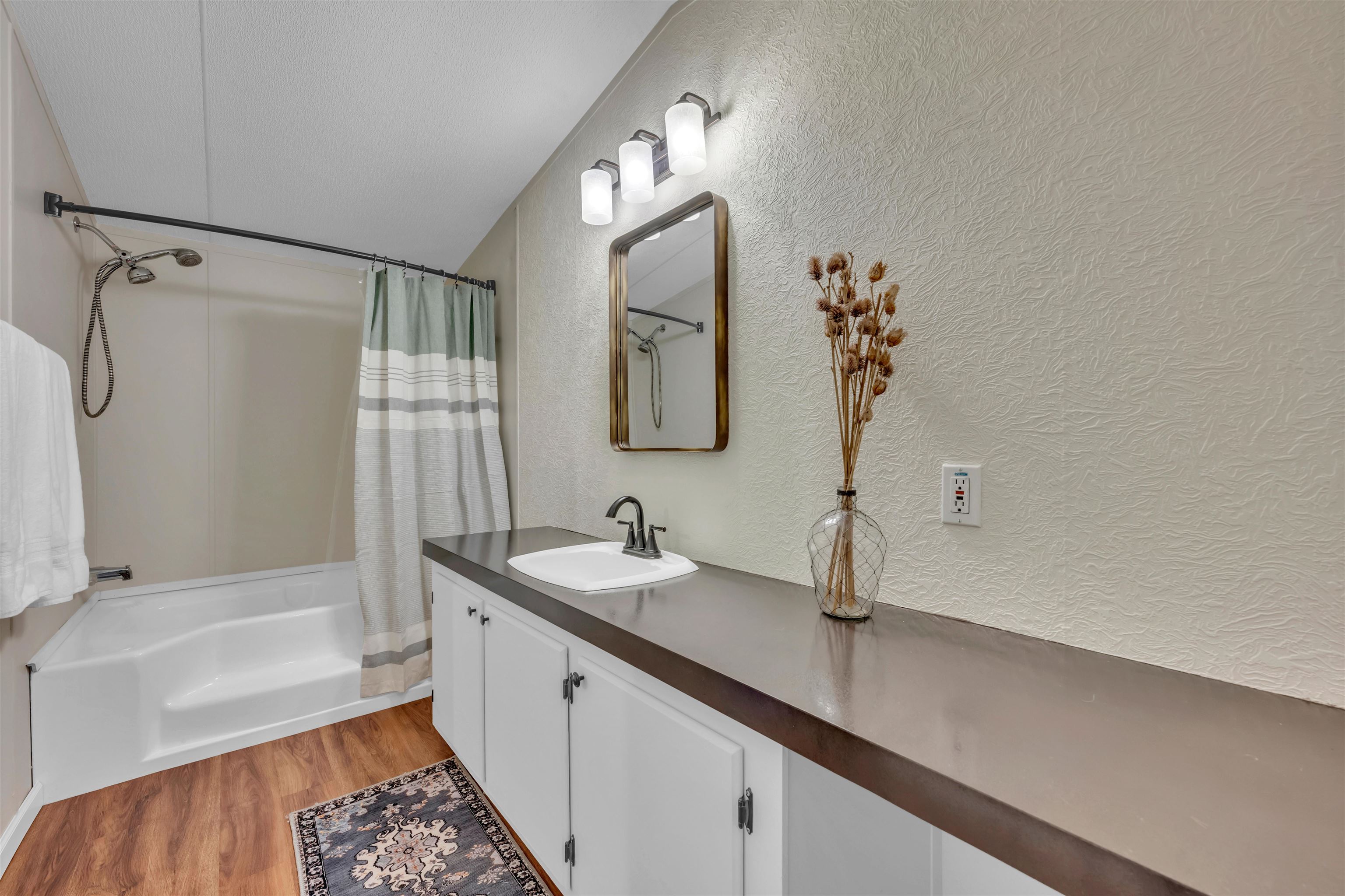344 Cr 136c Property Photo 9