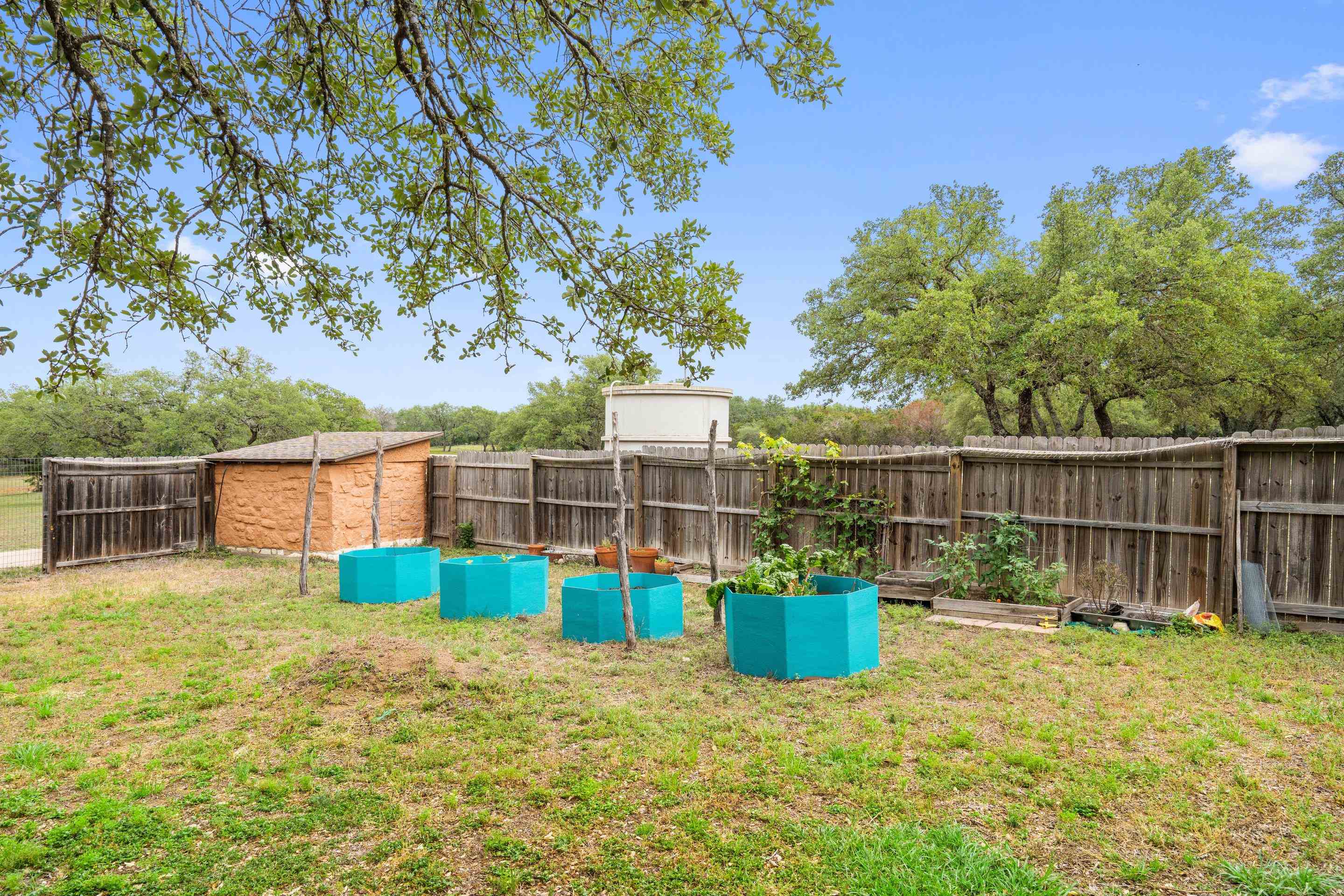 1703 N Us Hwy 281 Property Photo 23