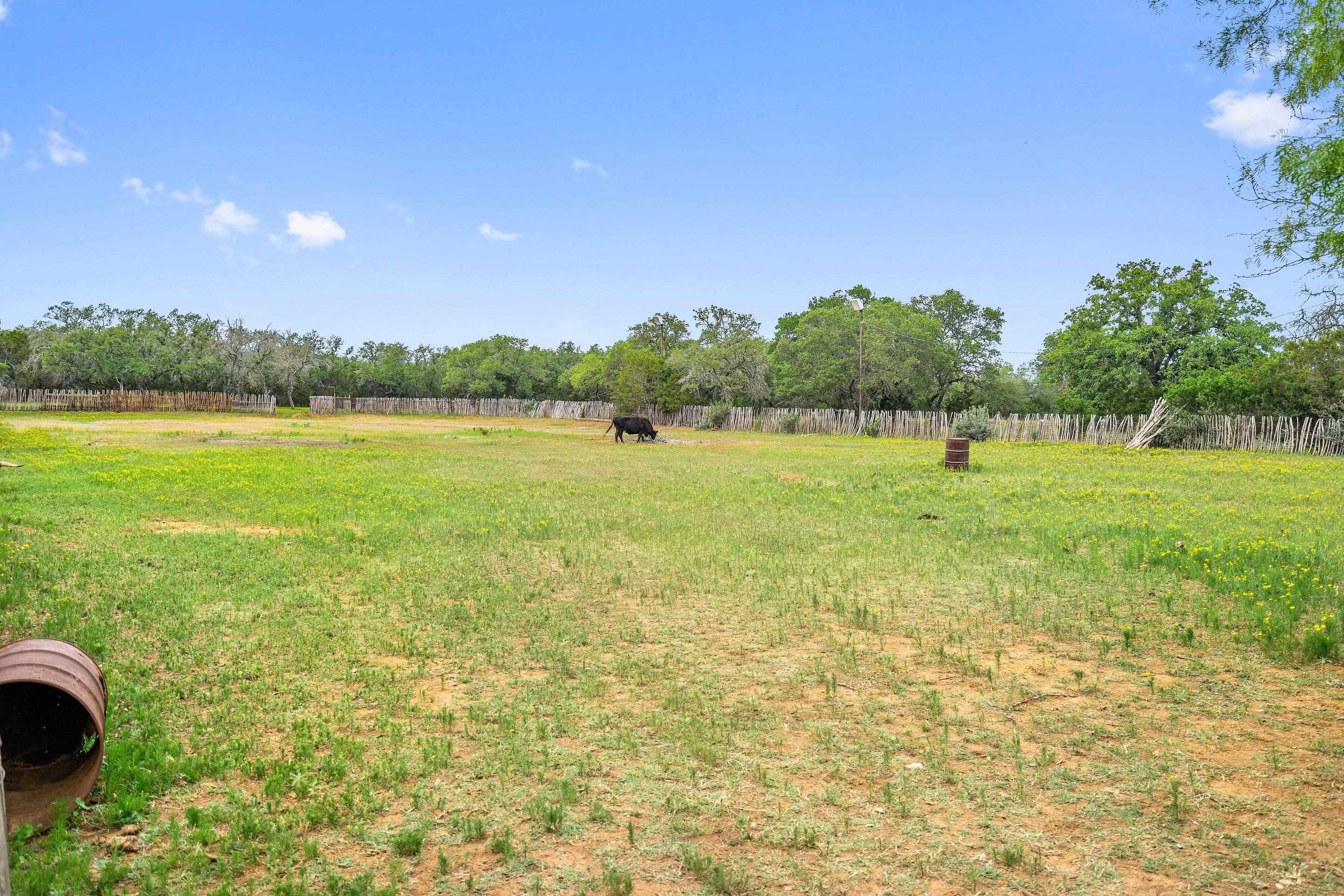 1703 N Us Hwy 281 Property Photo 27