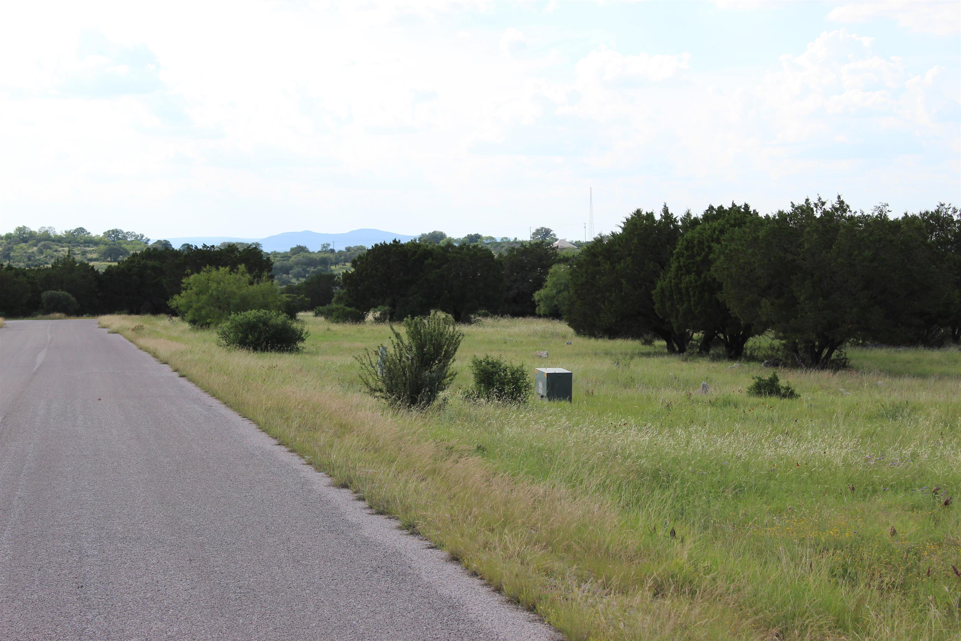 Lot 22030 Long Shot Property Photo 2