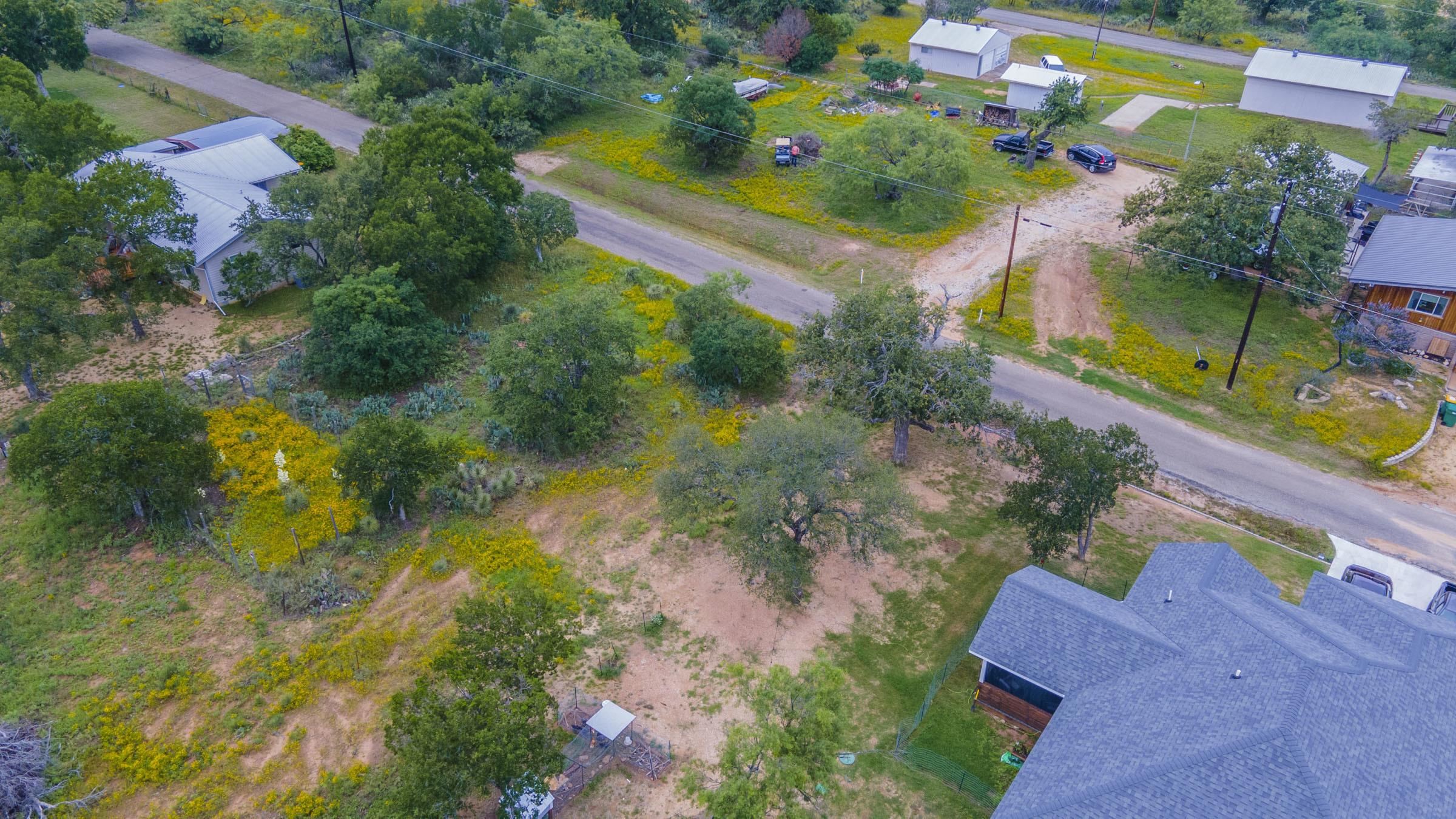 9063 9064 Cedar Hill Property Photo 11