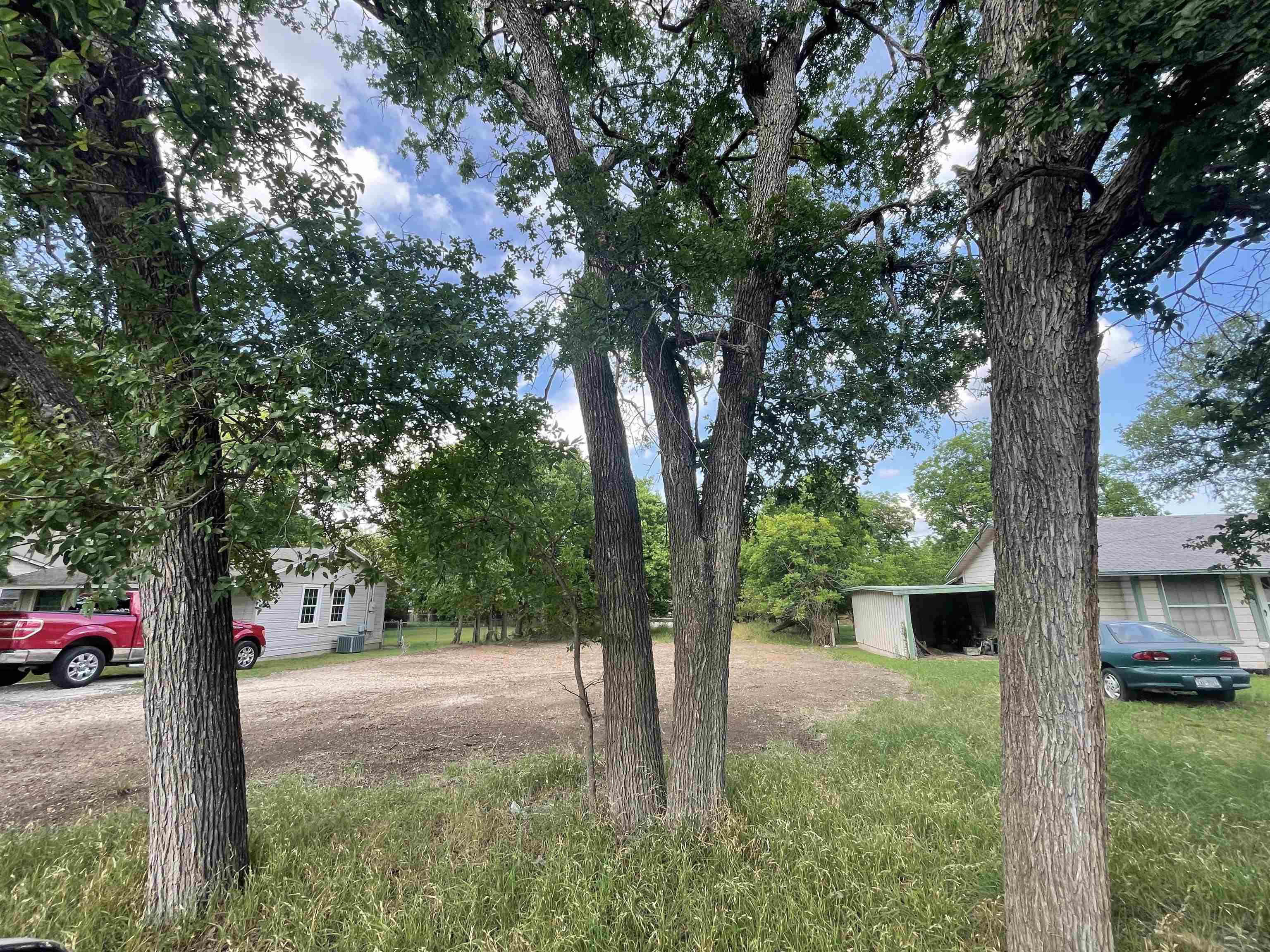 303 N Race Street Property Photo 1