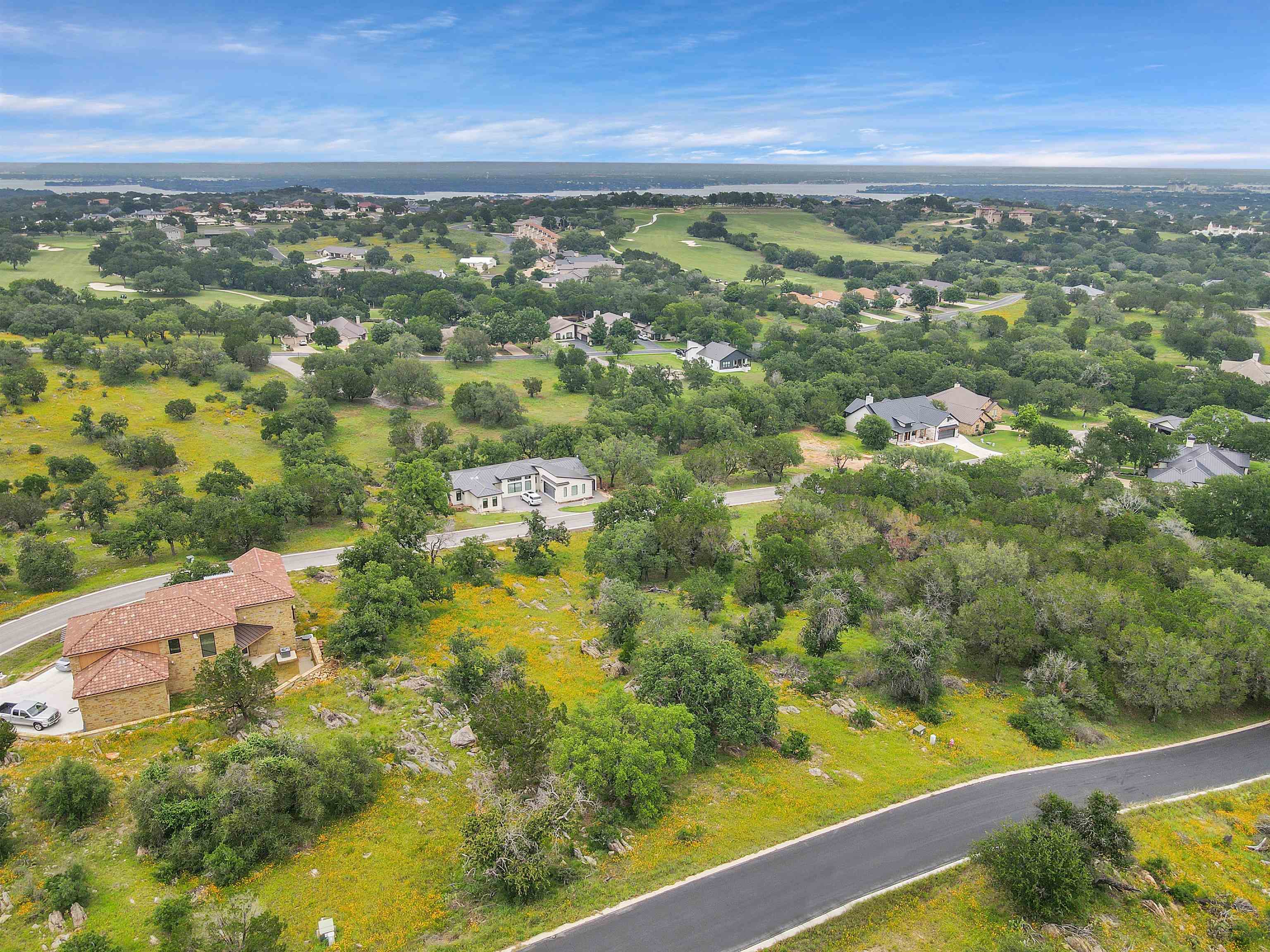 304 Fieldspar Property Photo 7