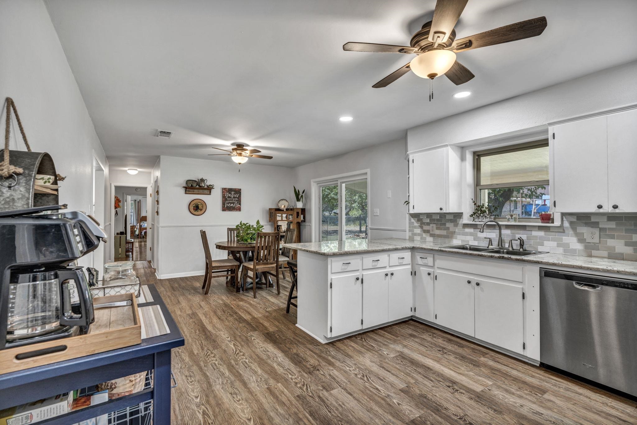 1312 Post Oak Cir Property Photo 4