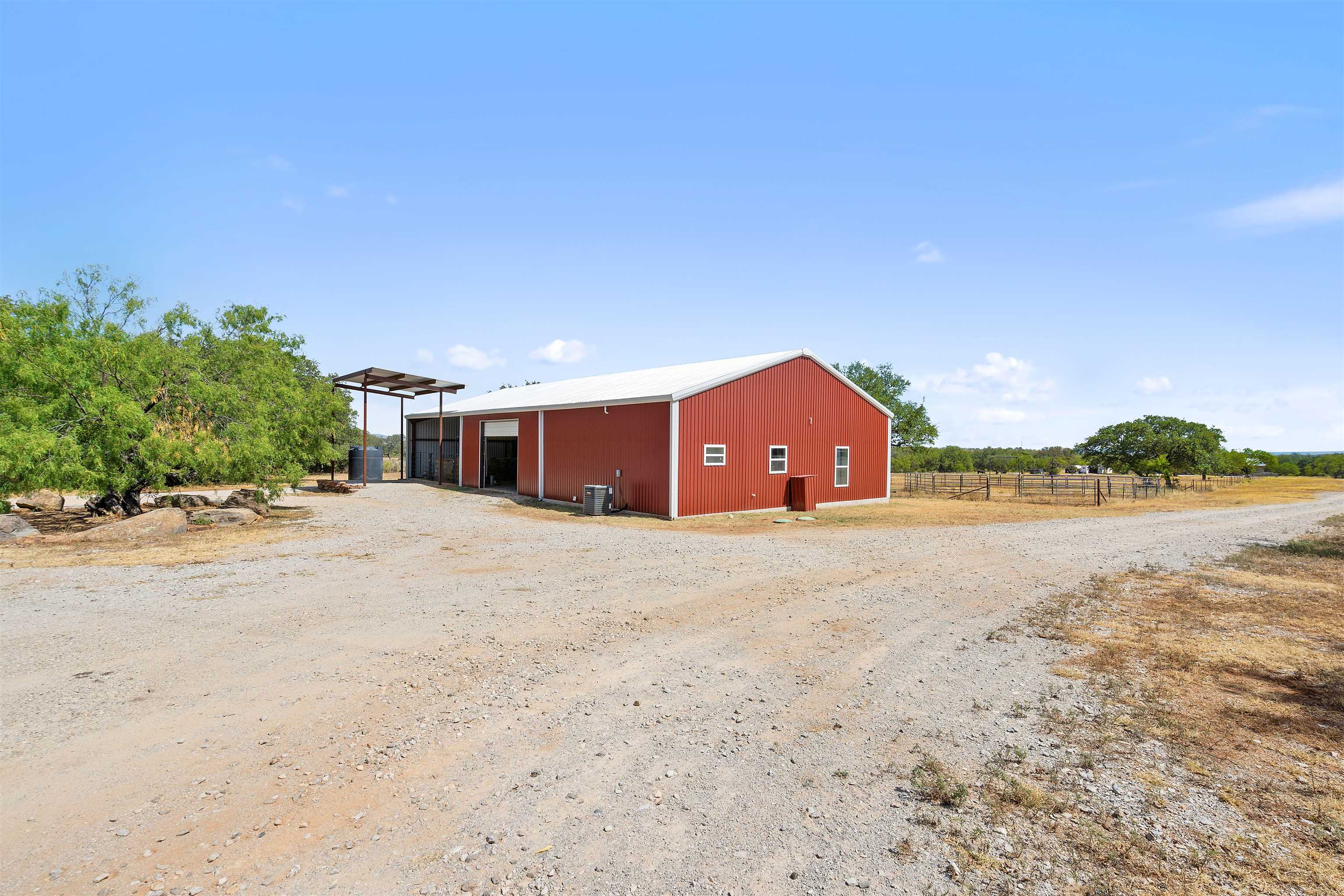 3724 Rr 3347 Property Photo 12