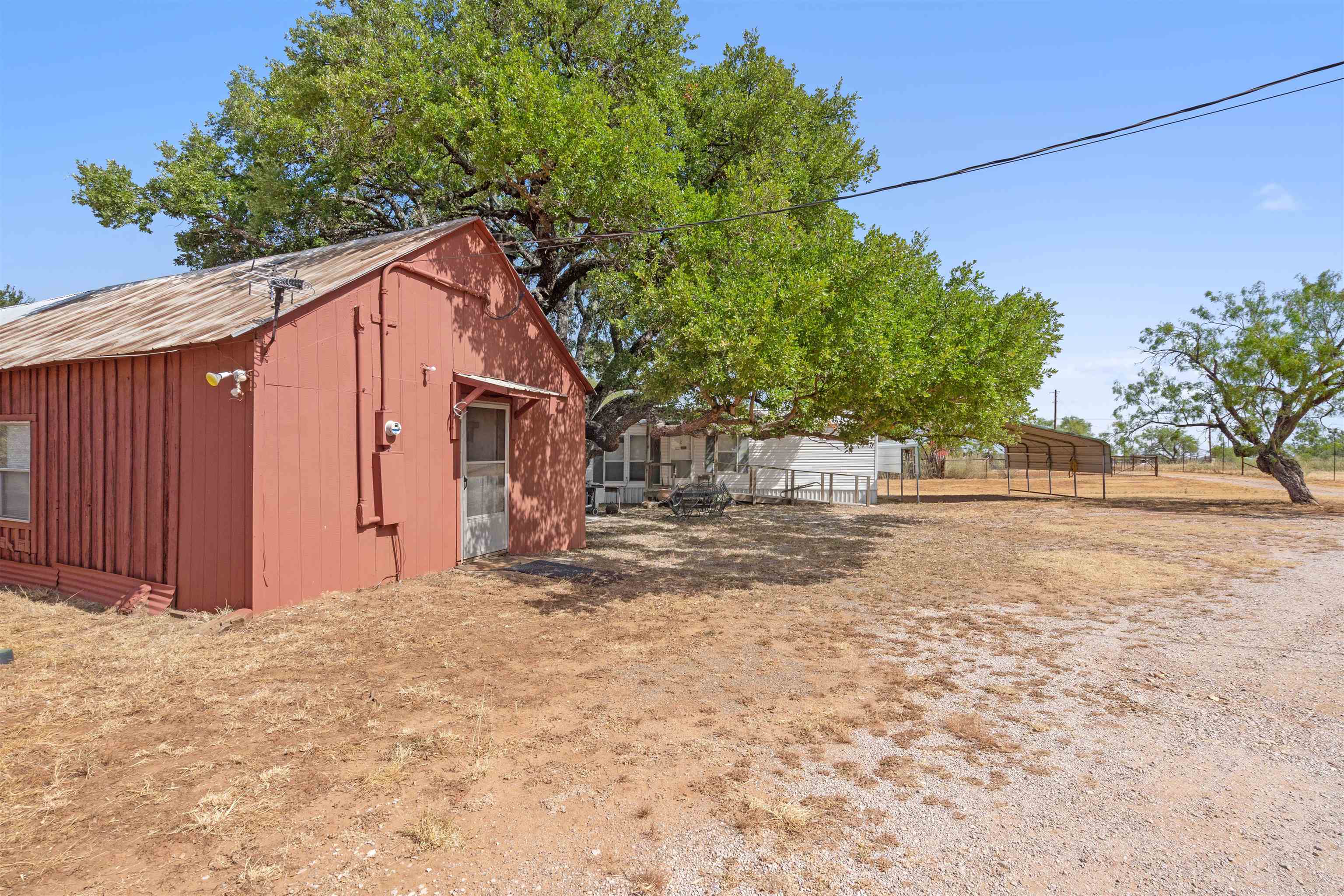 3724 Rr 3347 Property Photo 26