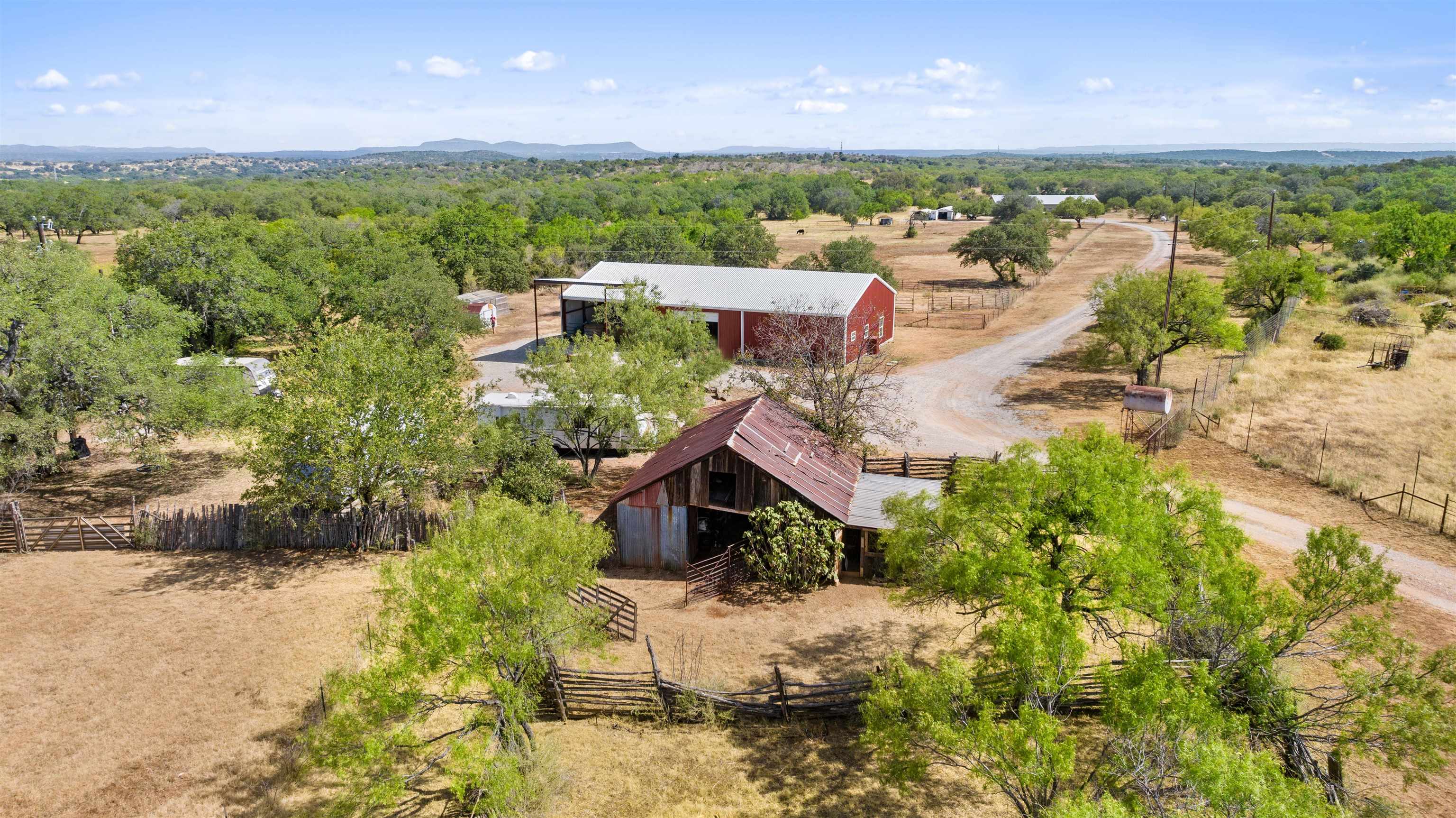 3724 Rr 3347 Property Photo 29
