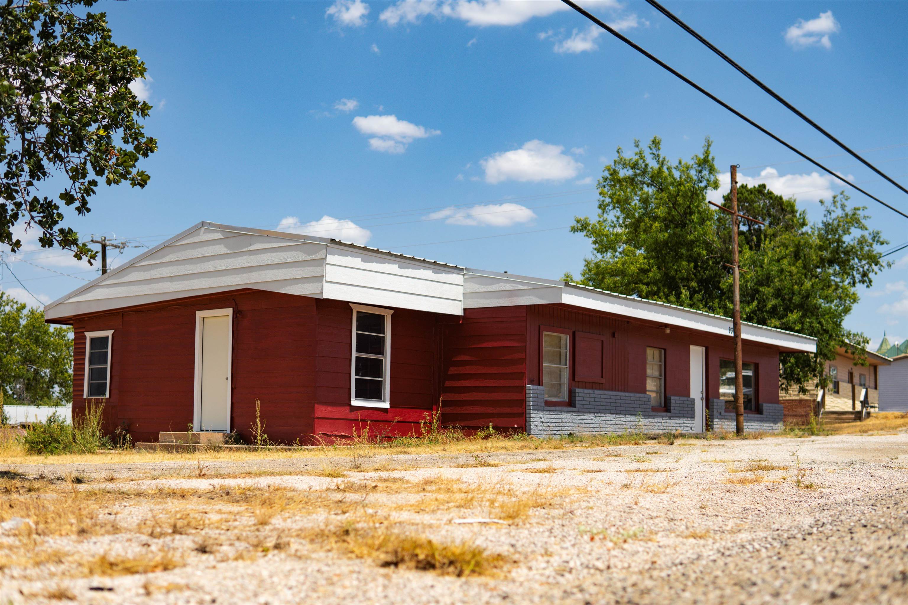 936 & 976 Ranch Road 261 Property Photo 3