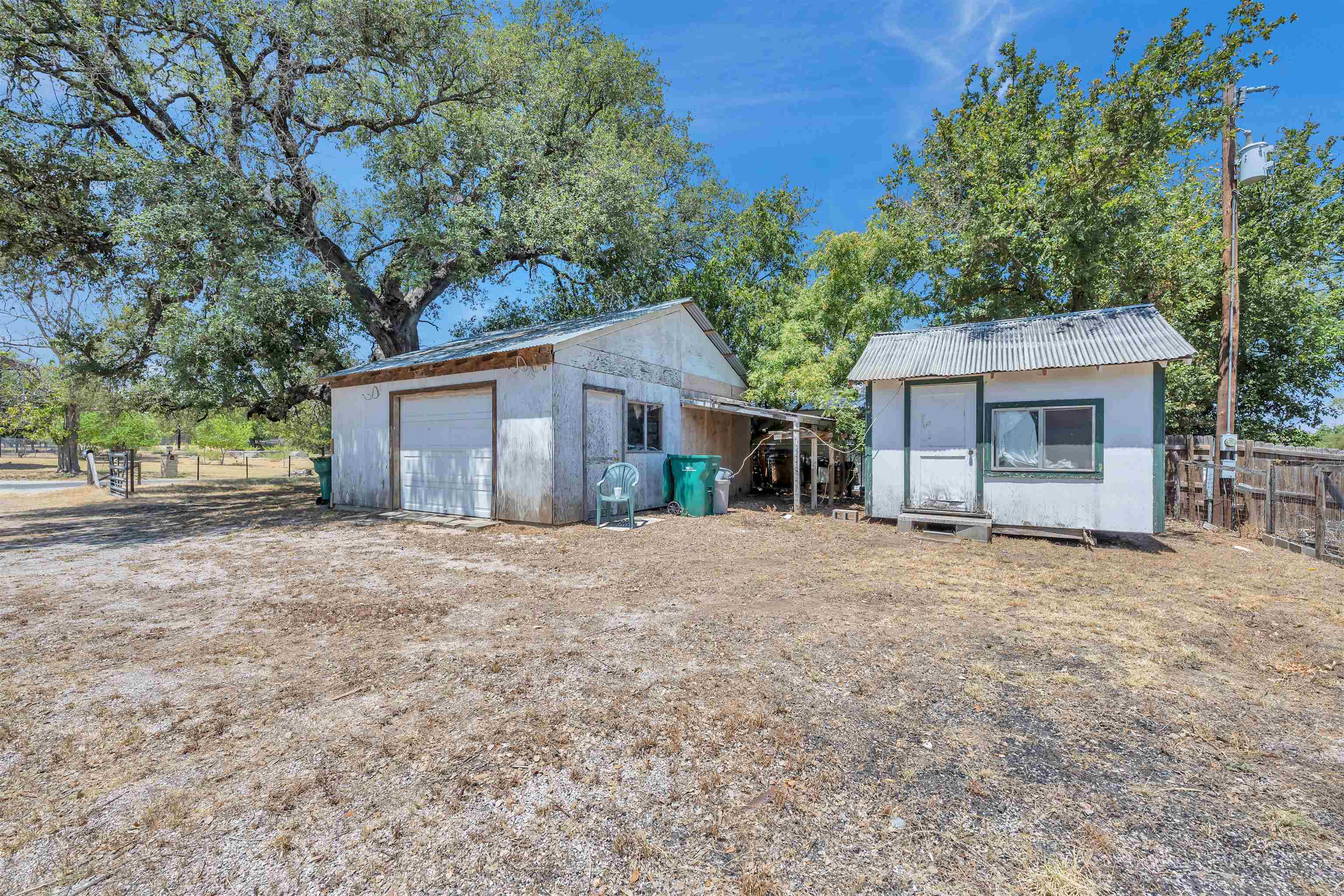 3731 N Northwood Dr Property Photo 7