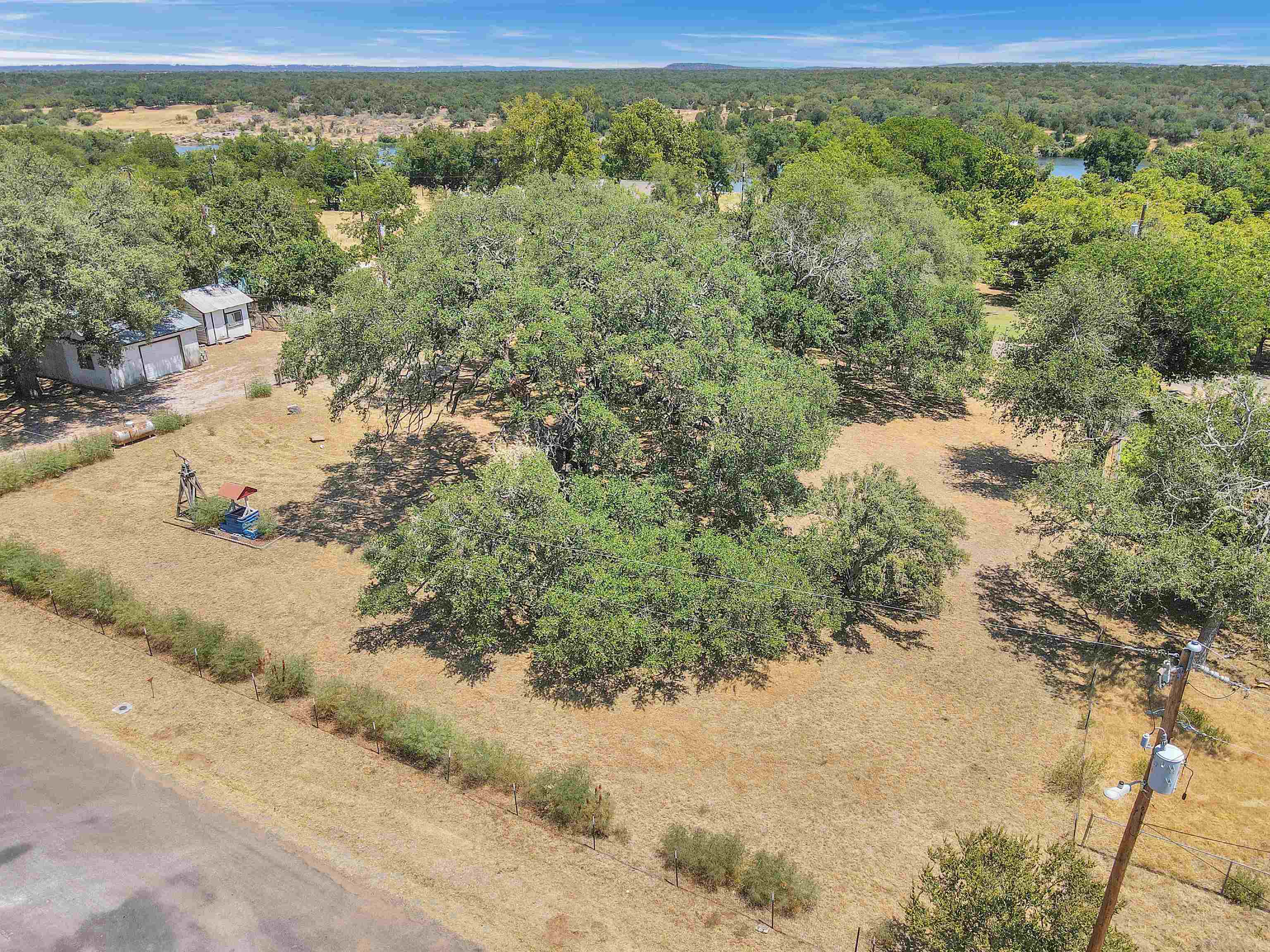 3731 N Northwood Dr Property Photo 22