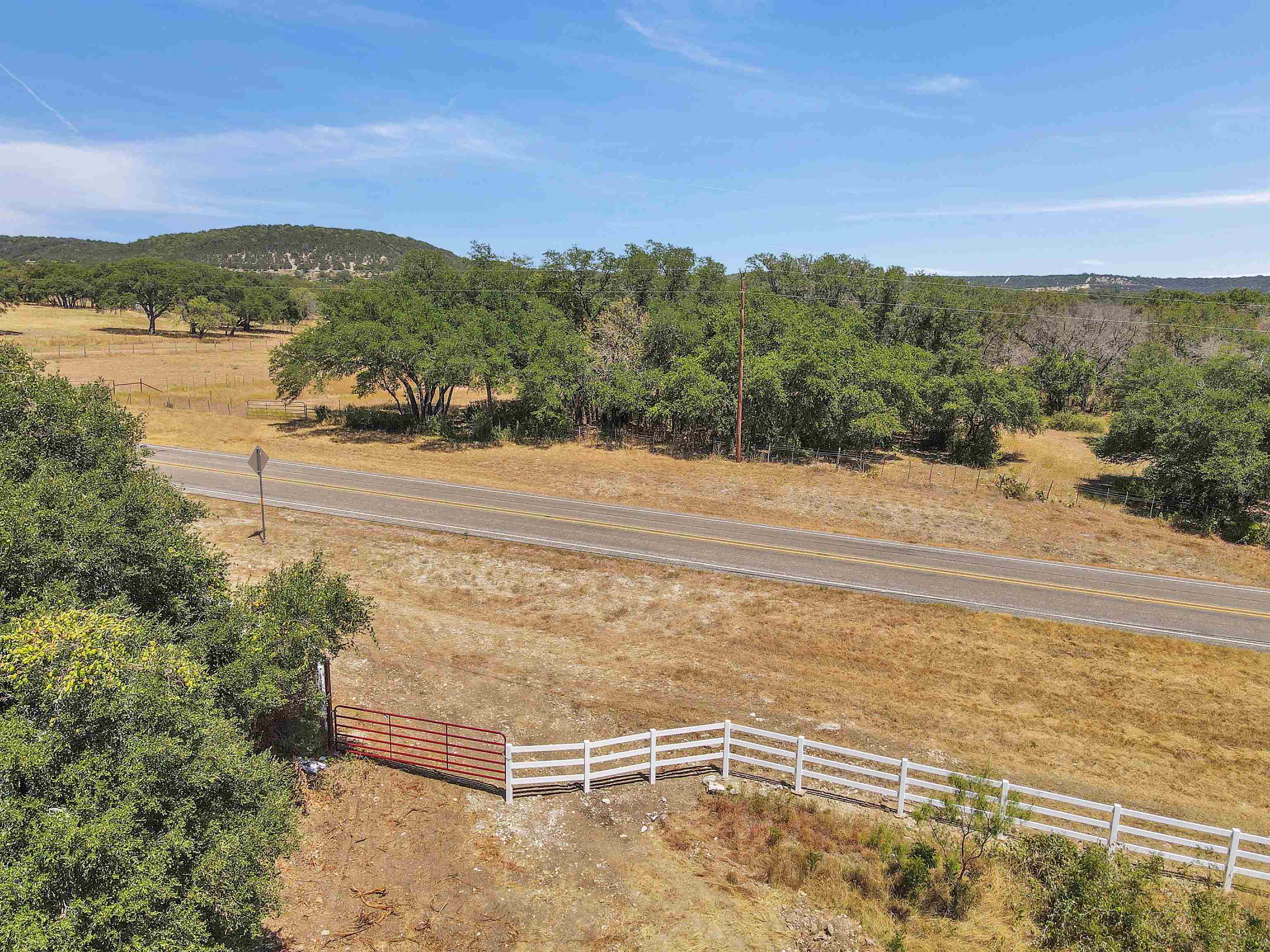 11670 S Fm 1174 Property Photo 15