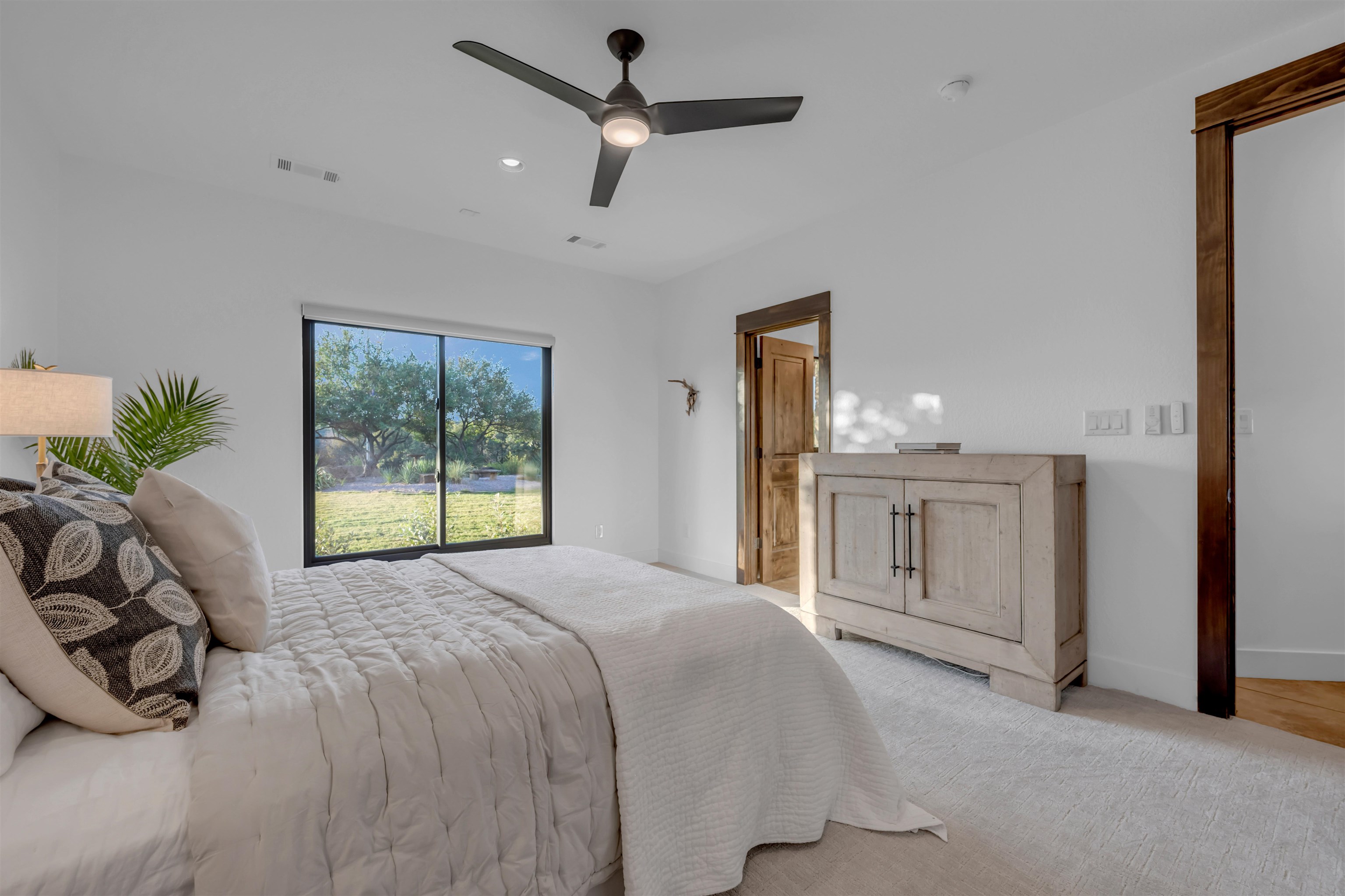 171 Sandstone Ridge Drive Property Photo 18