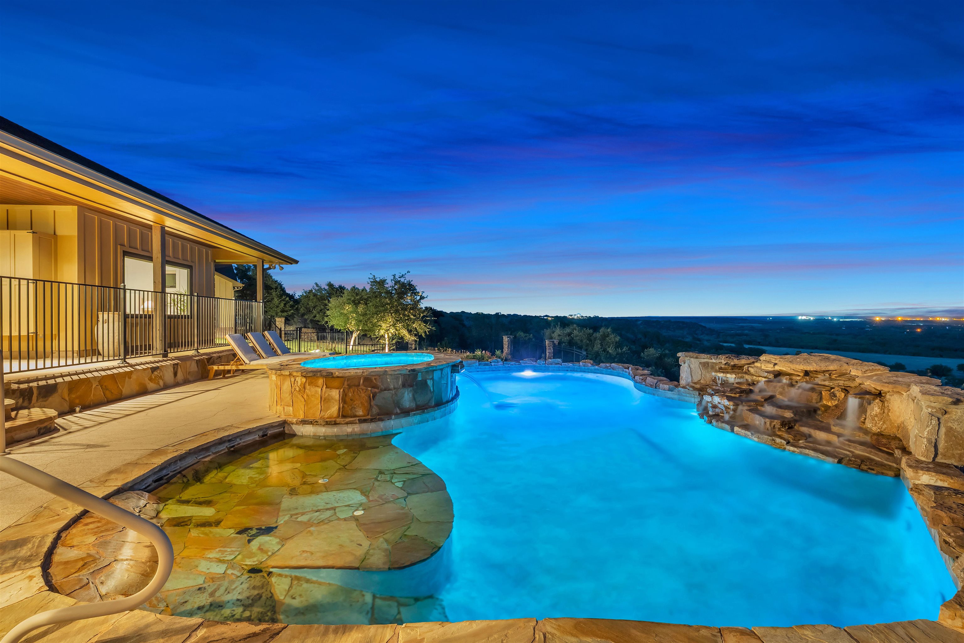 171 Sandstone Ridge Drive Property Photo 23