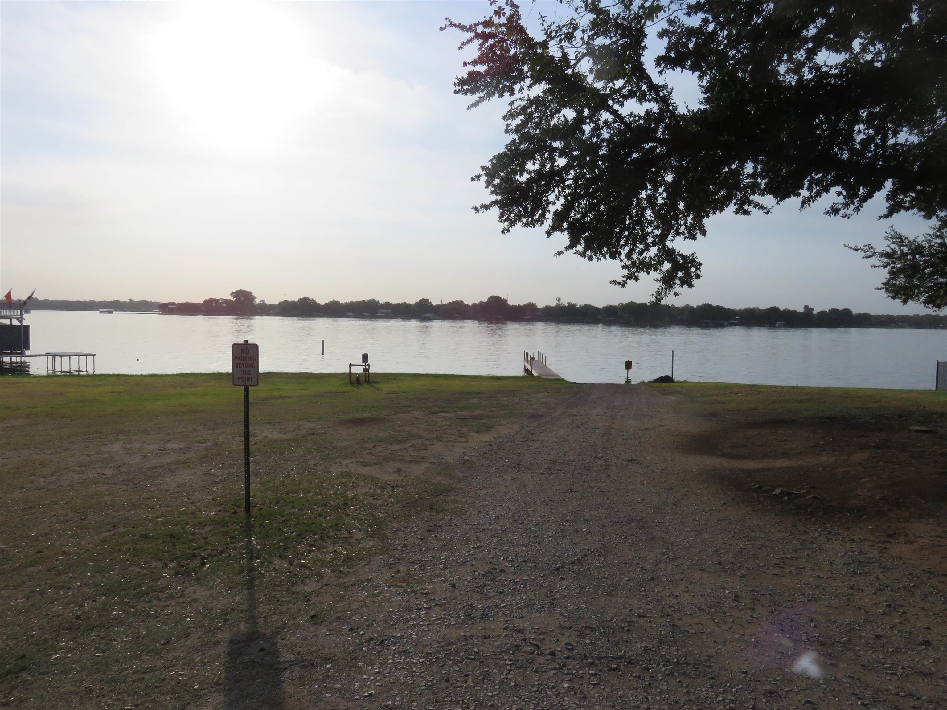 252 Airview Boulevard Property Photo 3