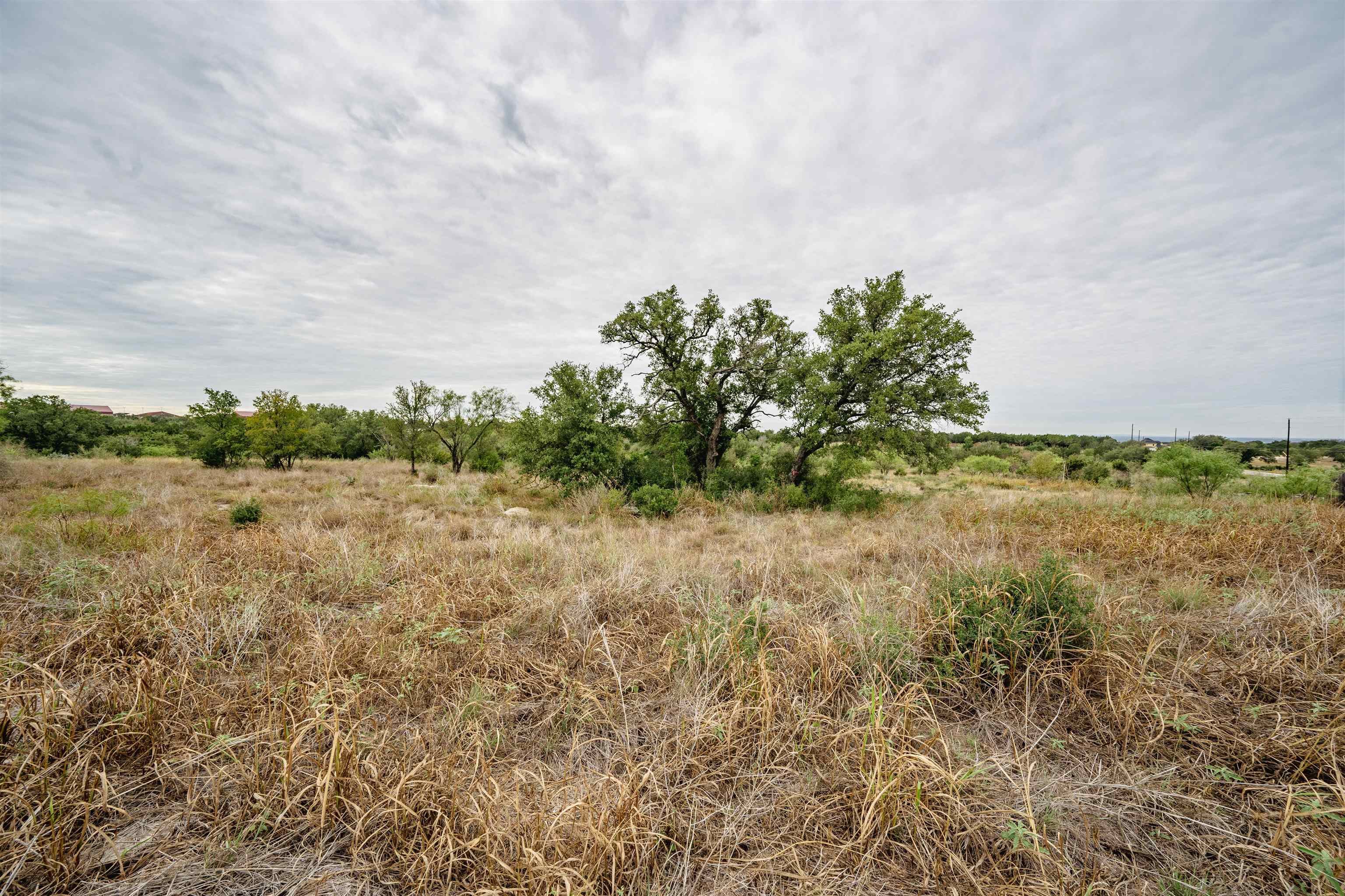 2229 Park View Drive Property Photo 4