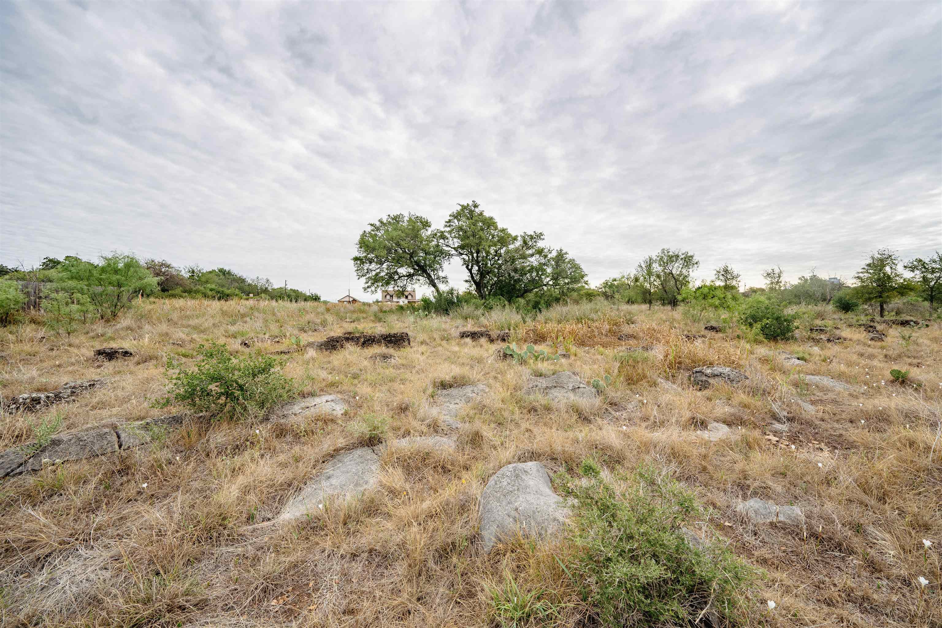 2229 Park View Drive Property Photo 5