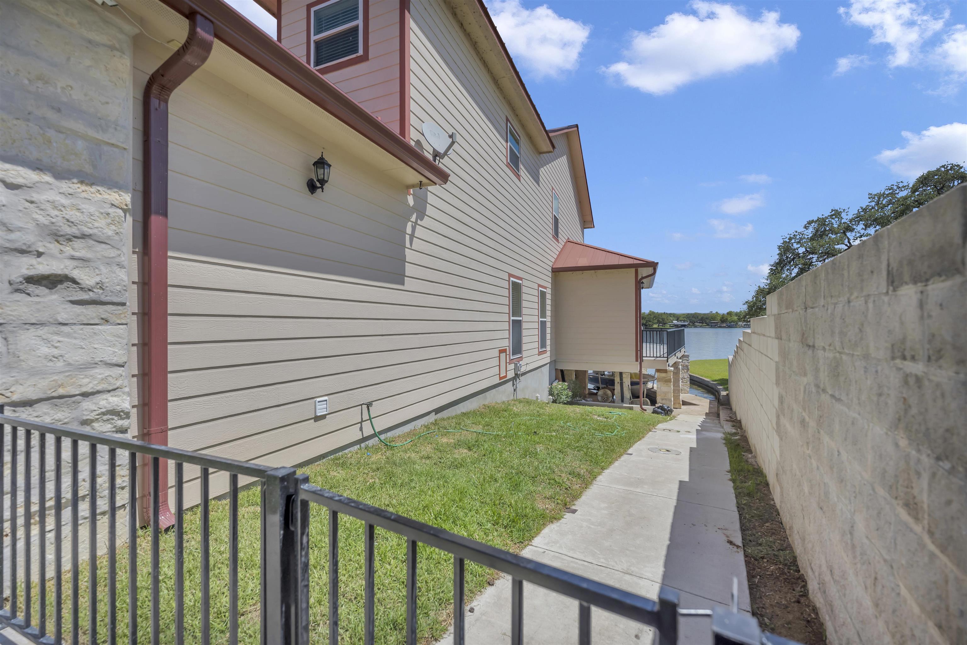 227 Princess Terrace Drive Property Photo 27