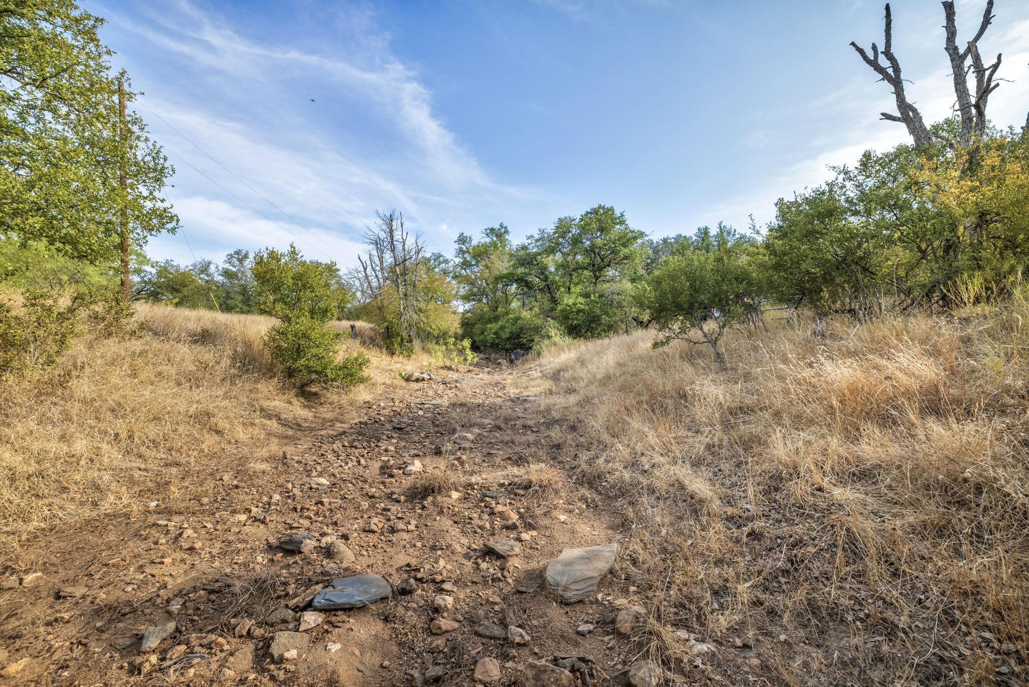 2467 Rough Hollow Road Property Photo 2