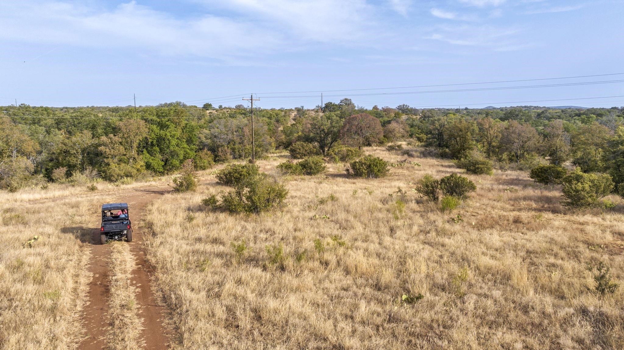 2467 Rough Hollow Road Property Photo 6