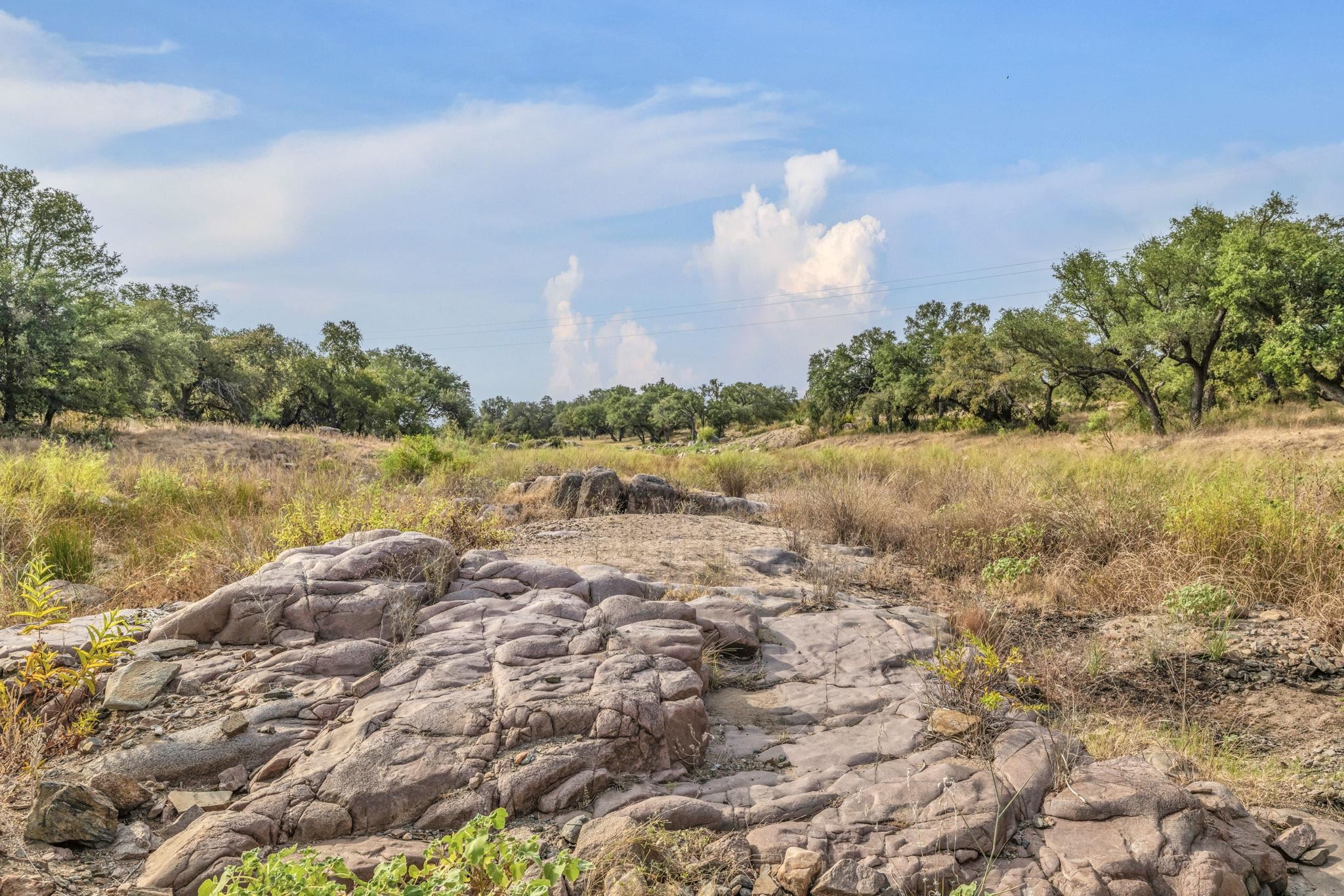 2467 Rough Hollow Road Property Photo 12