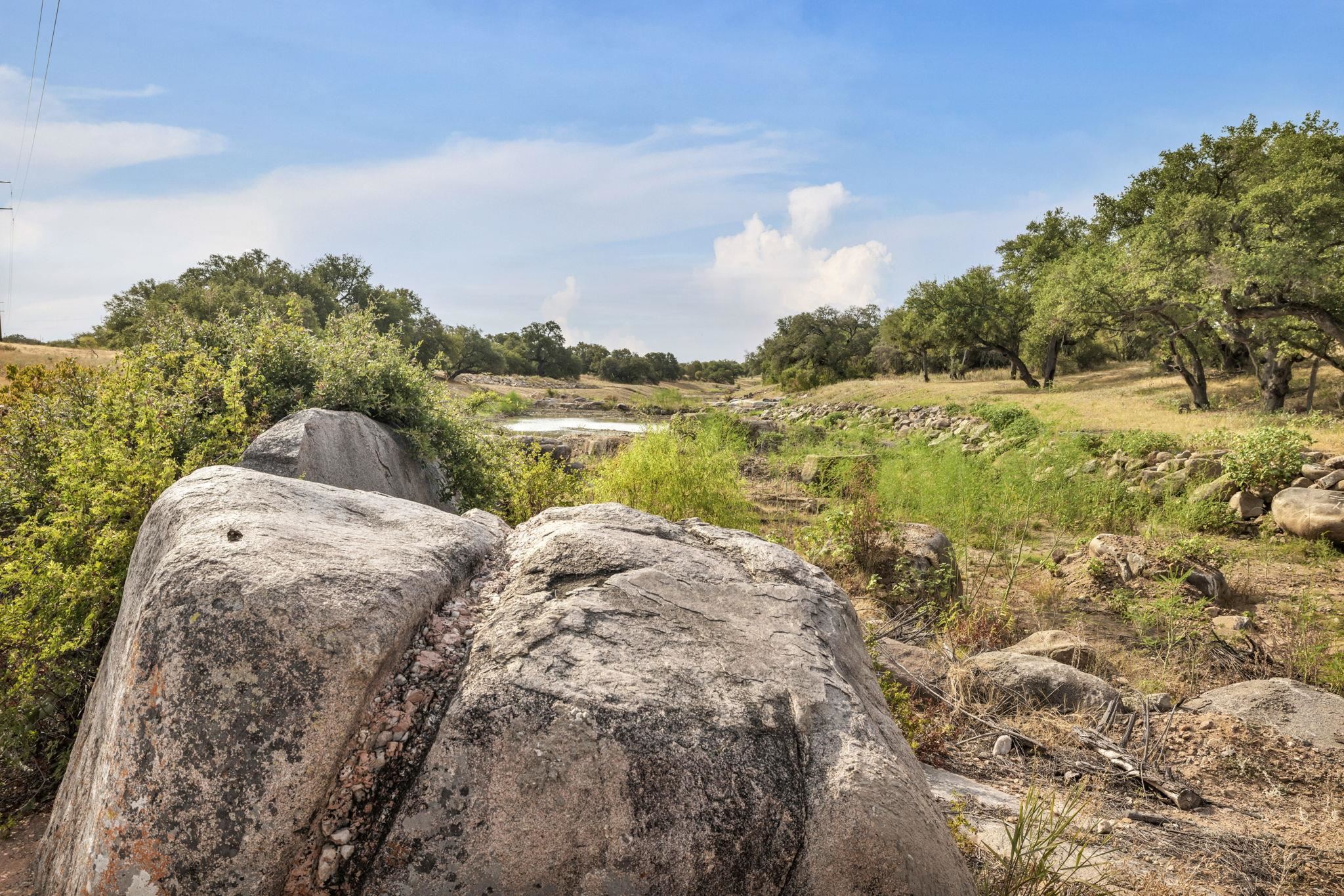 2467 Rough Hollow Road Property Photo 14