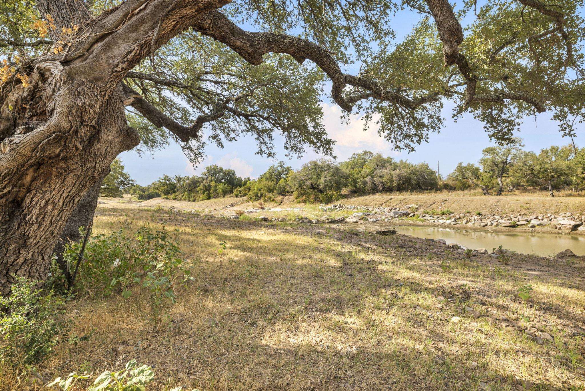 2467 Rough Hollow Road Property Photo 18