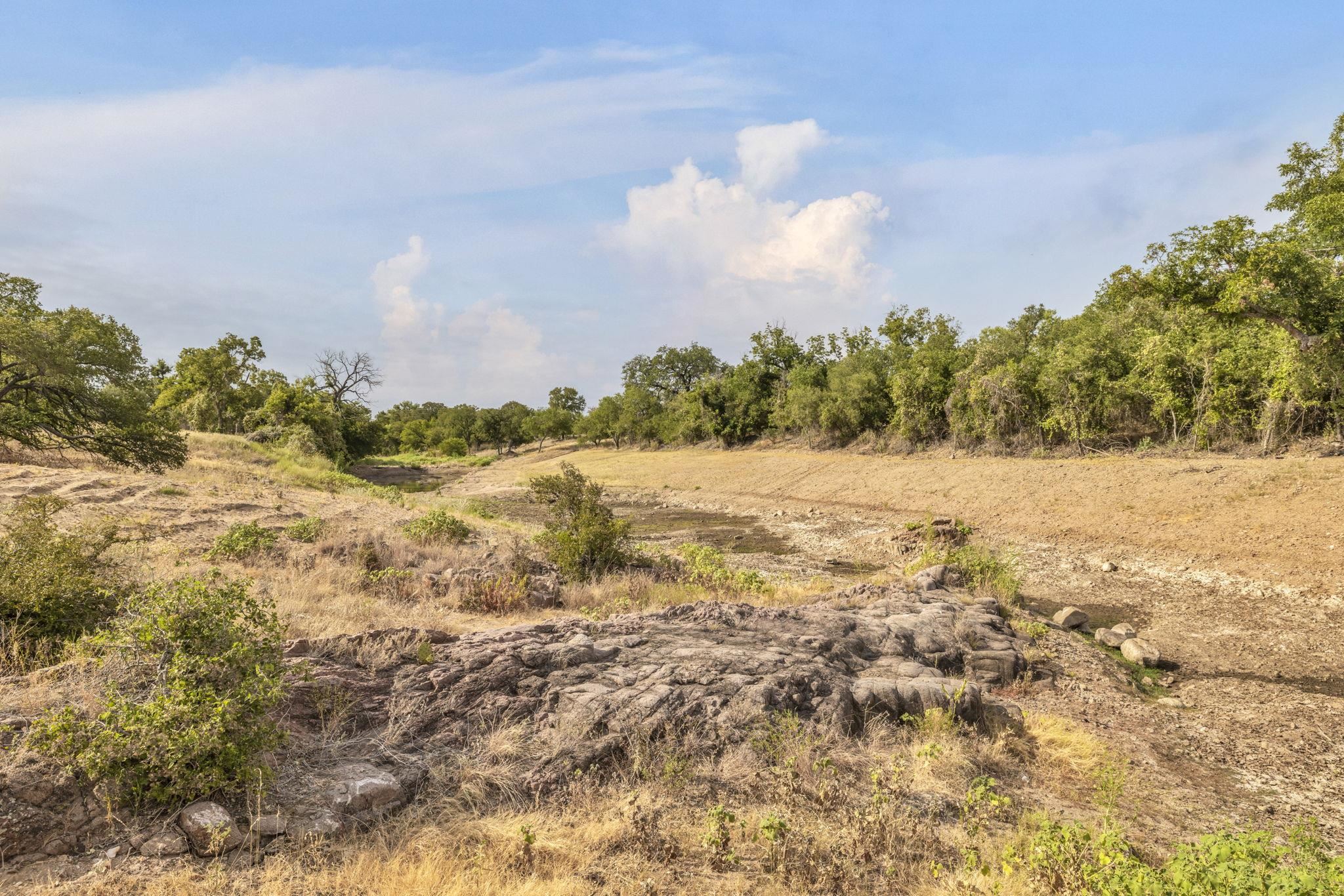 2467 Rough Hollow Road Property Photo 20