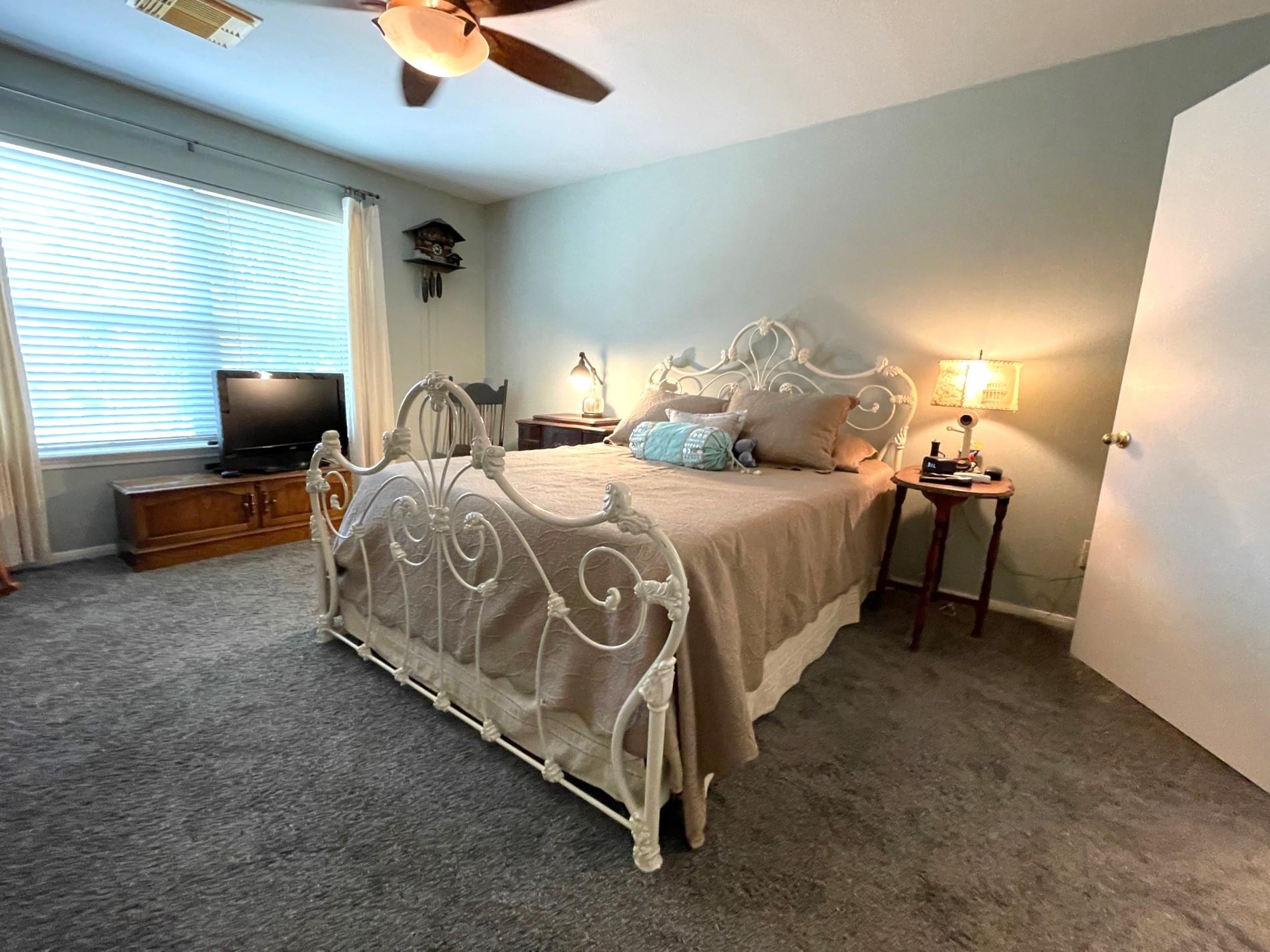 237 Cove Creek Drive Property Photo 10